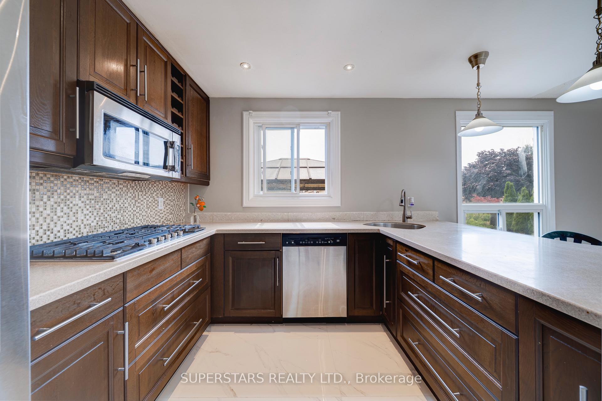 Photo 20 of 1731 Ada Court, Pickering, Amberlea — HOMEH