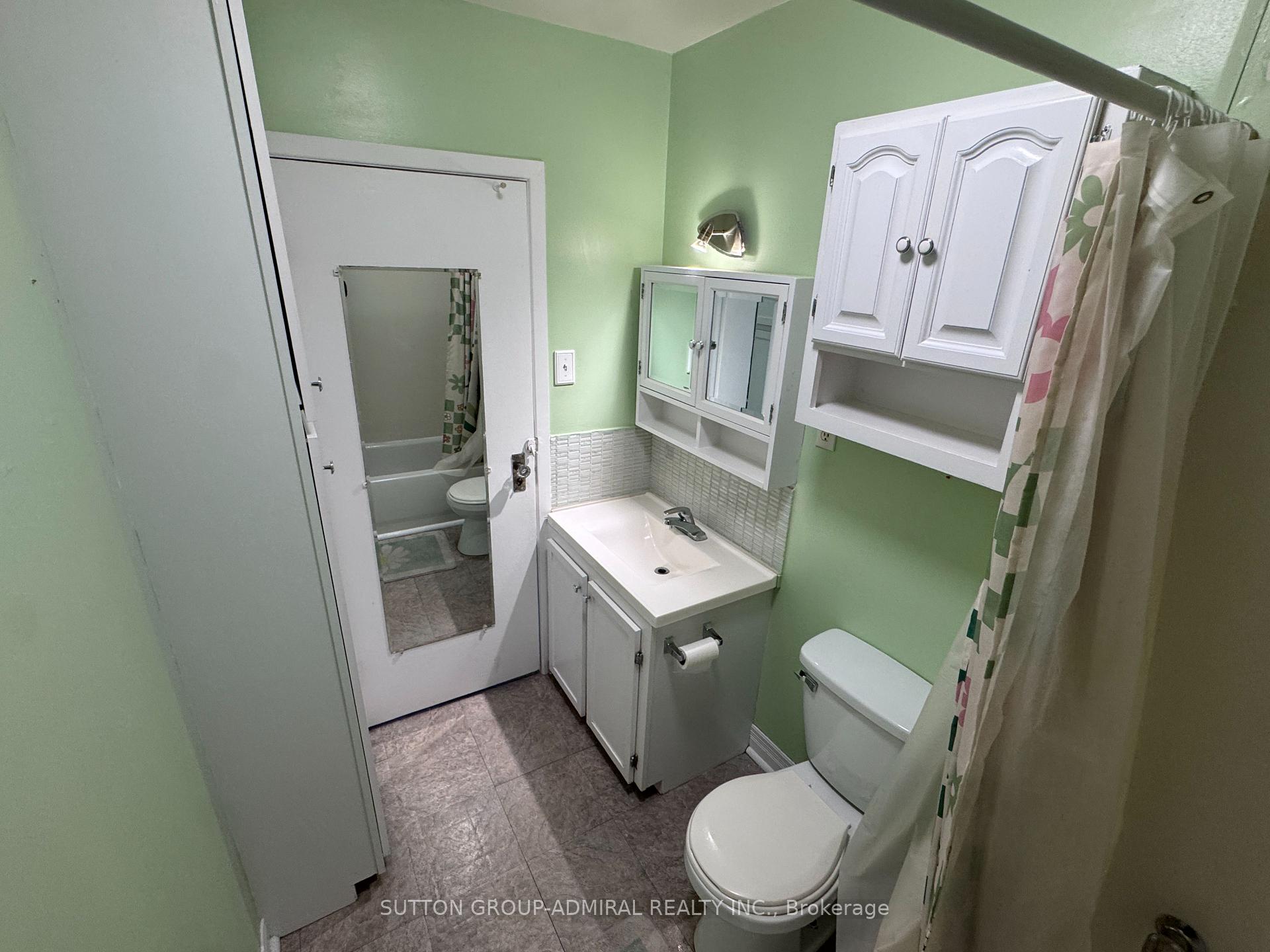 Photo 10 of 305 Crowland Avenue, Welland, Lincoln/Crowland — HOMEH
