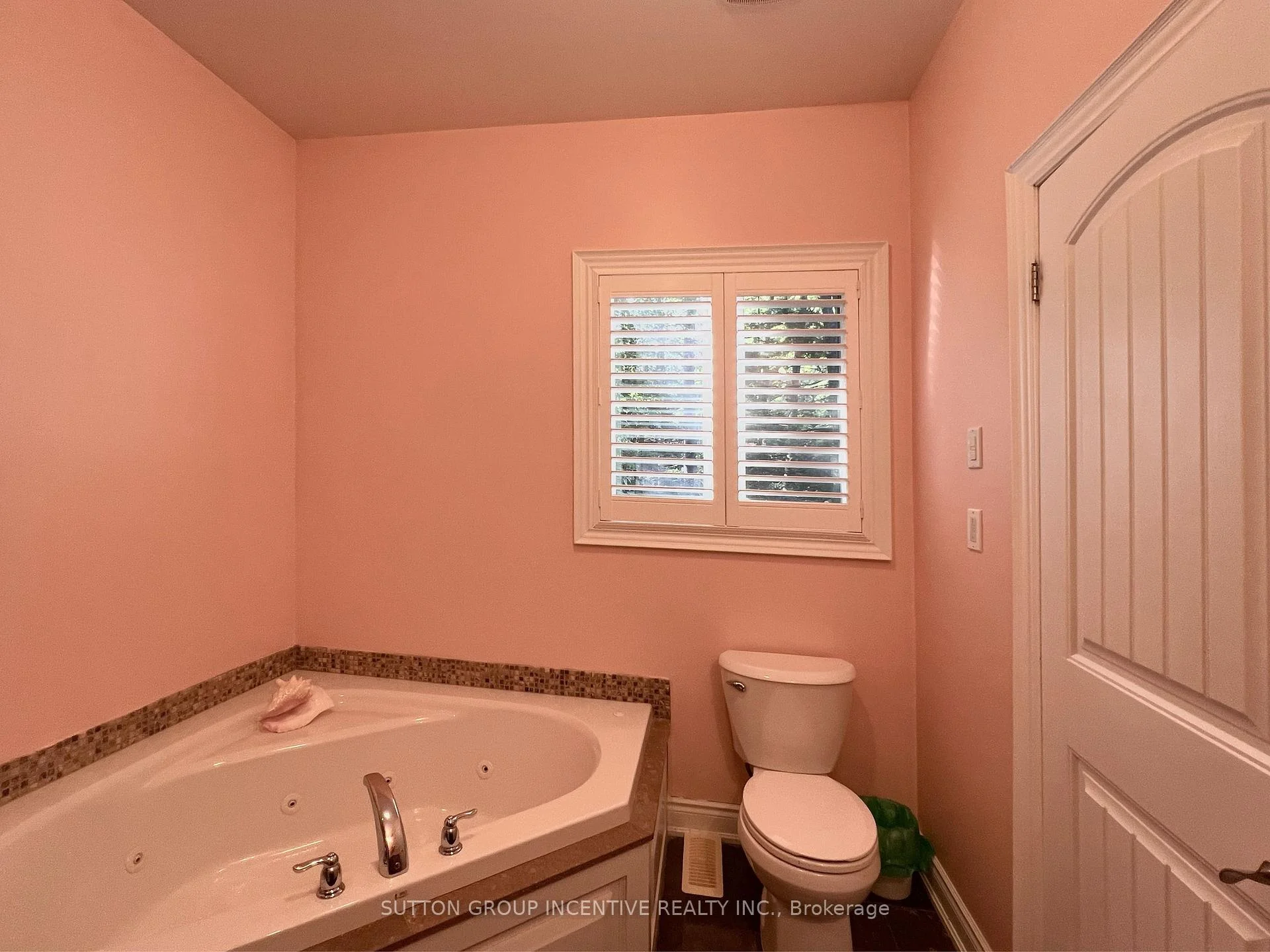 Photo 20 of 32 Albion Lane, Tiny, Rural Tiny — HOMEH