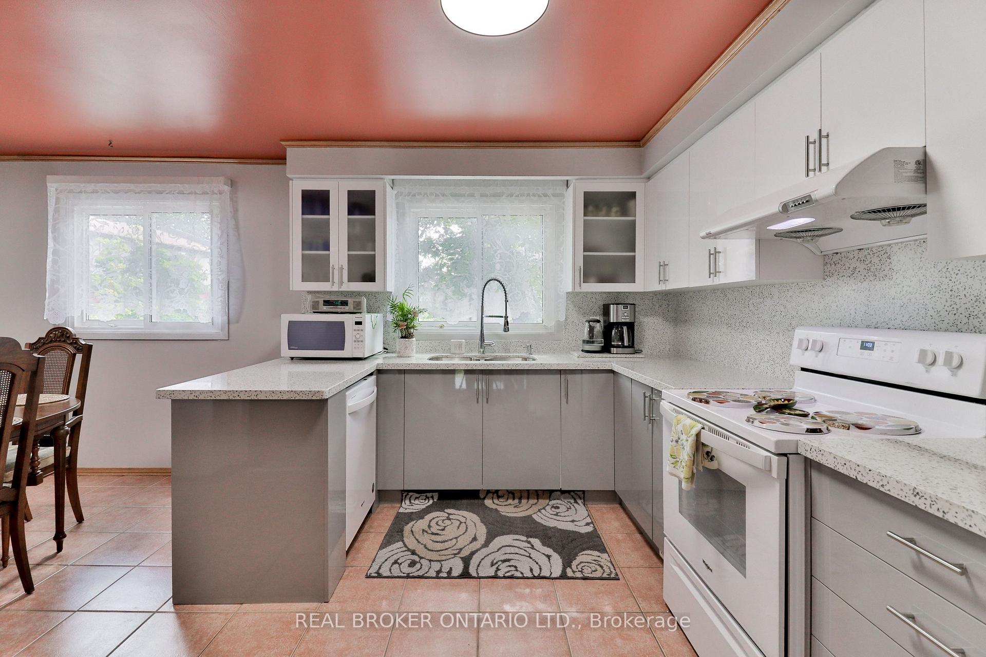 Photo 9 of Unit 16, 1764 Rathburn Road E, Mississauga, Rathwood — HOMEH