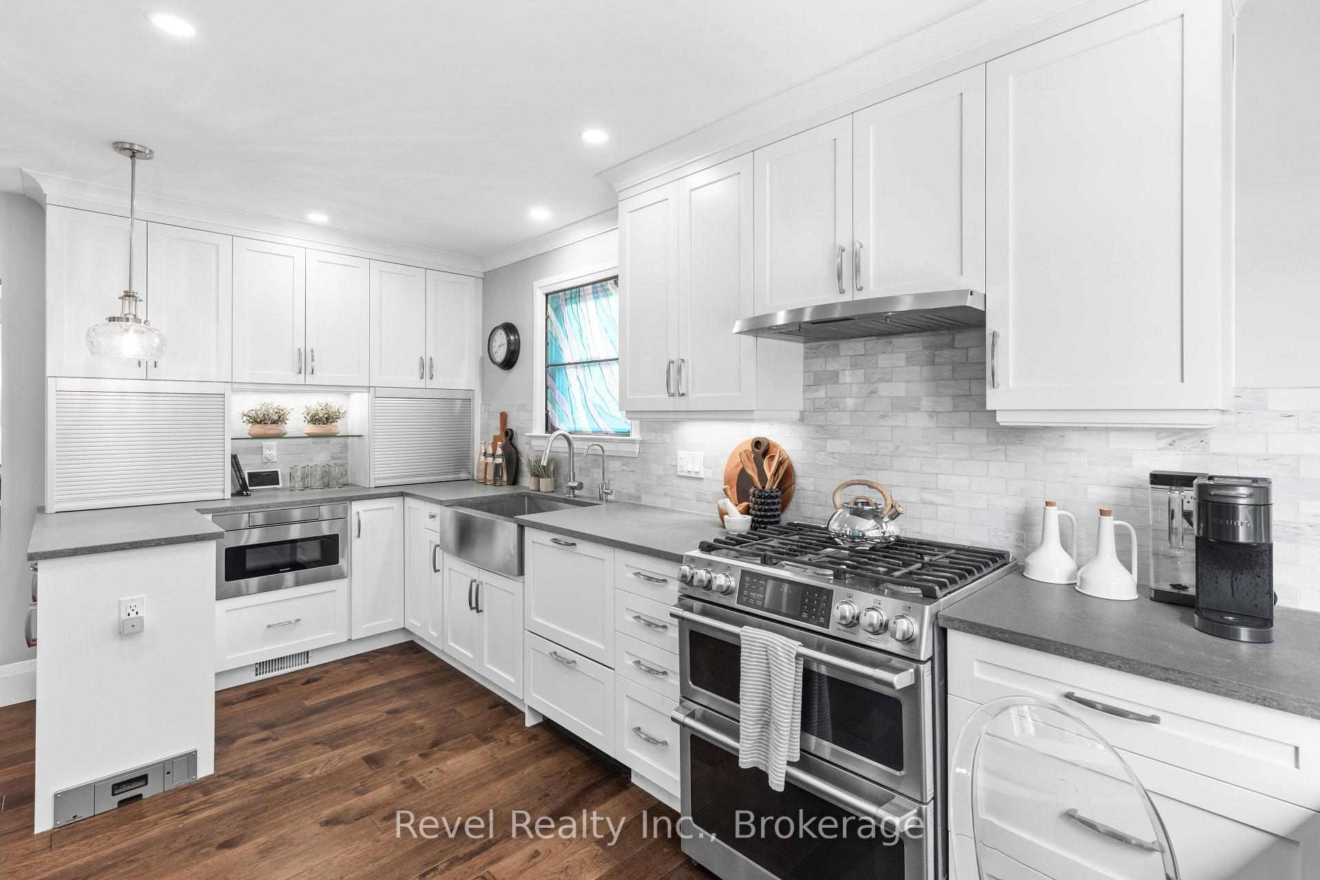 Photo 12 of 745 Crawford Drive, Peterborough, Otonabee Ward 1 — HOMEH