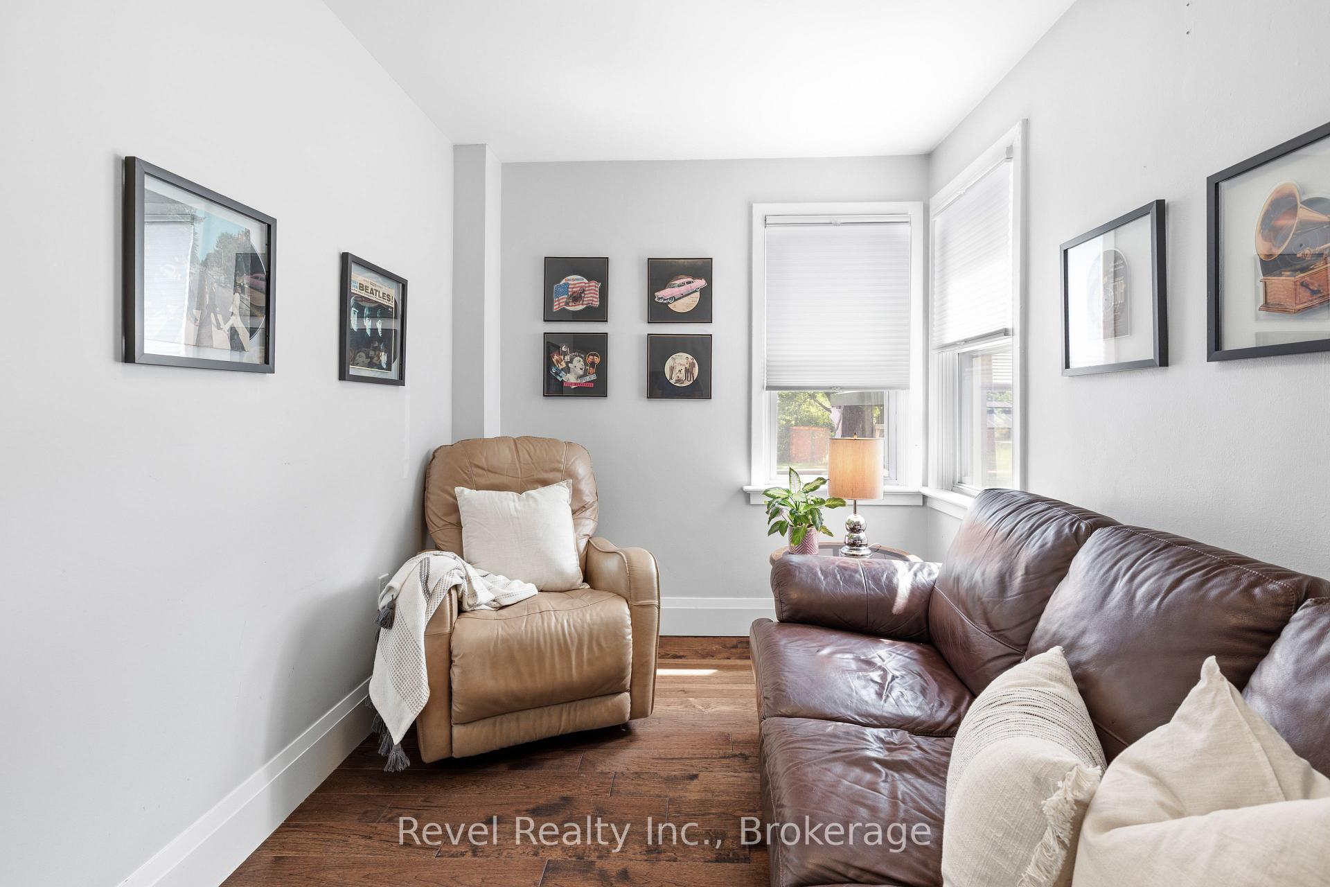 Photo 19 of 745 Crawford Drive, Peterborough, Otonabee Ward 1 — HOMEH