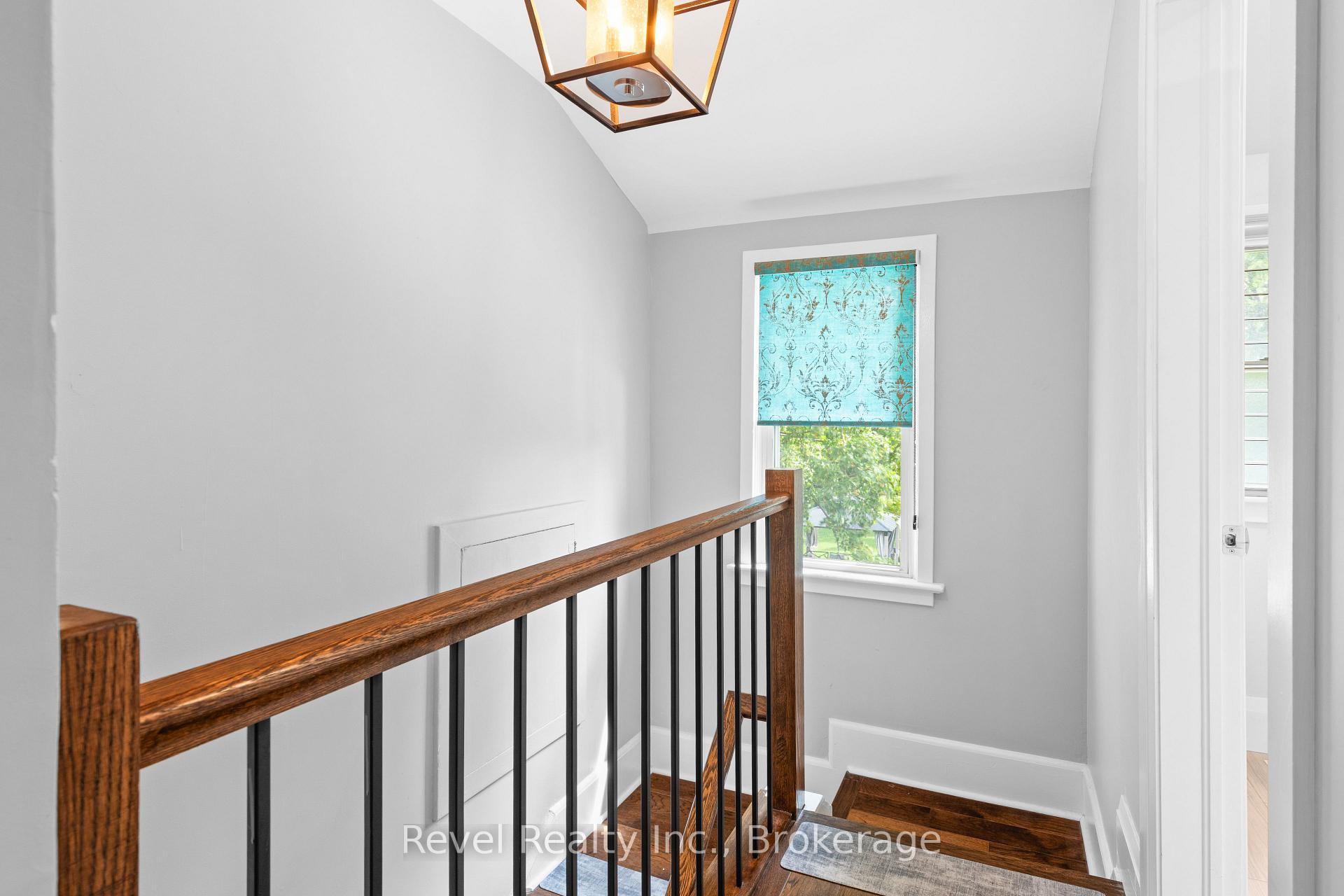 Photo 20 of 745 Crawford Drive, Peterborough, Otonabee Ward 1 — HOMEH