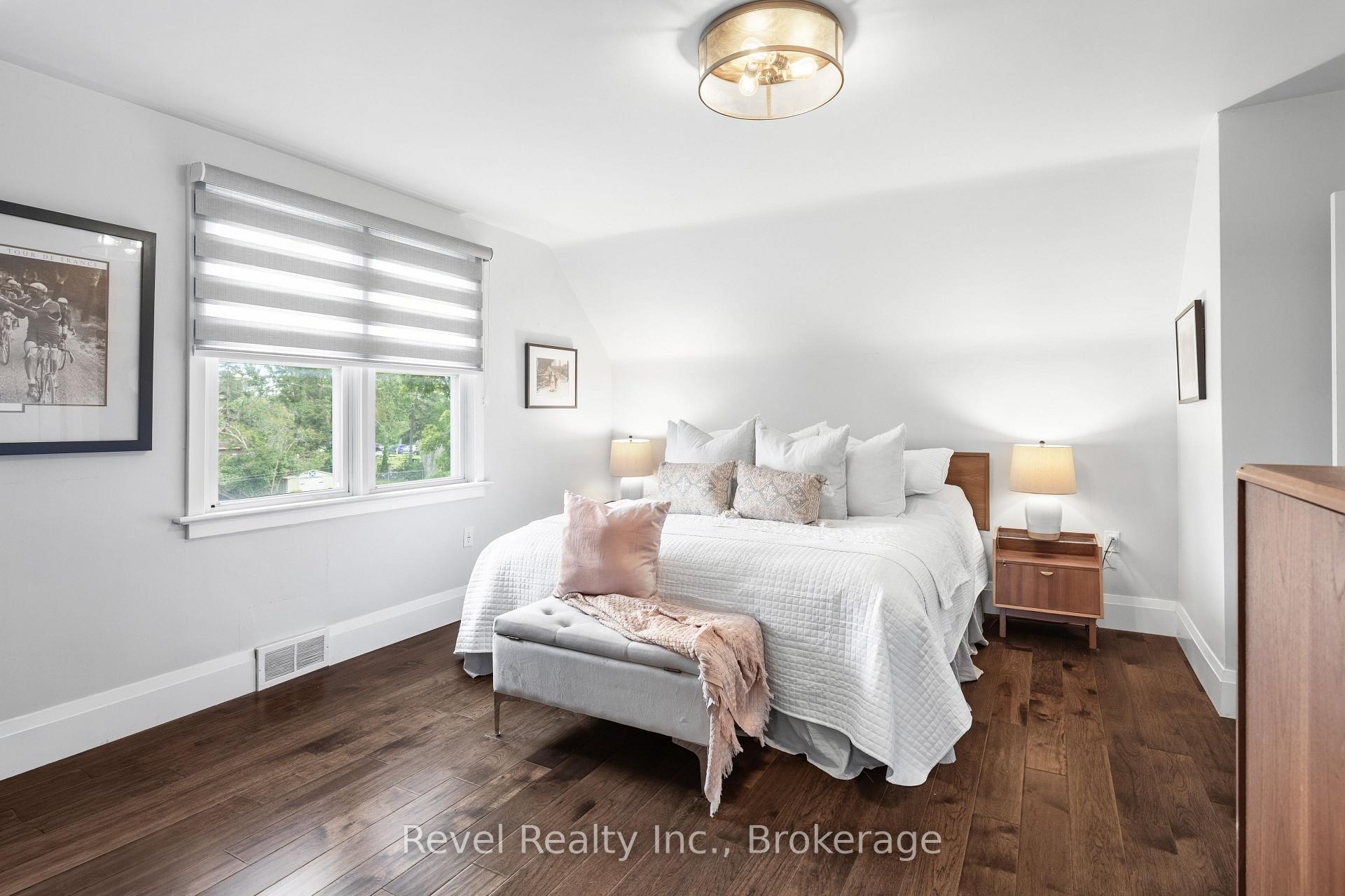 Photo 21 of 745 Crawford Drive, Peterborough, Otonabee Ward 1 — HOMEH