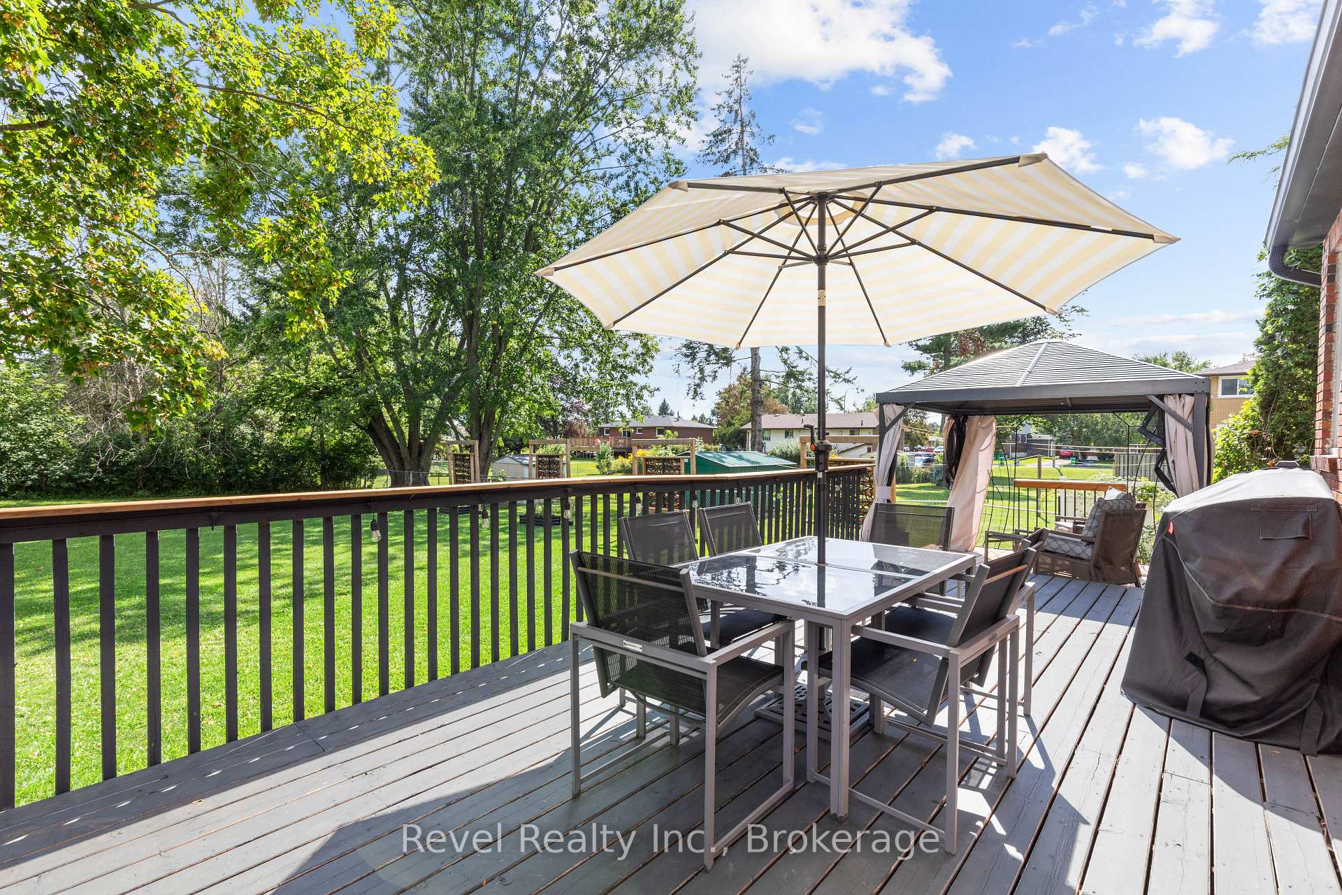Photo 34 of 745 Crawford Drive, Peterborough, Otonabee Ward 1 — HOMEH