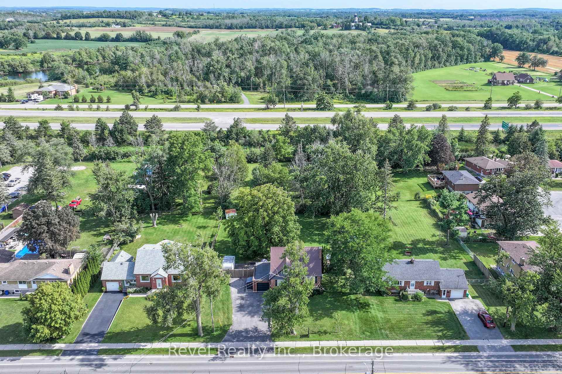 Photo 44 of 745 Crawford Drive, Peterborough, Otonabee Ward 1 — HOMEH