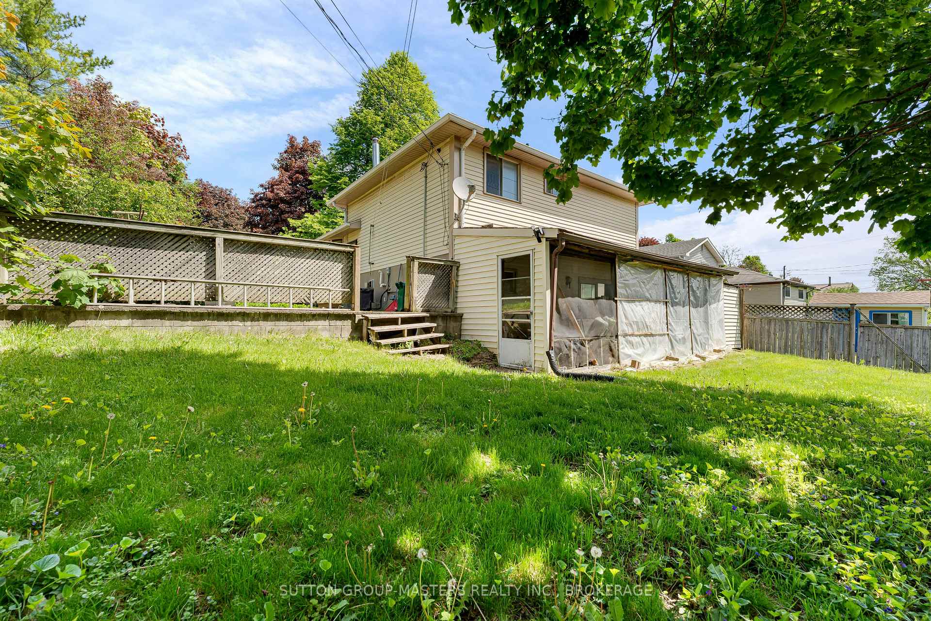 Photo 31 of 150 Dauphin Avenue, Kingston, Rideau — HOMEH