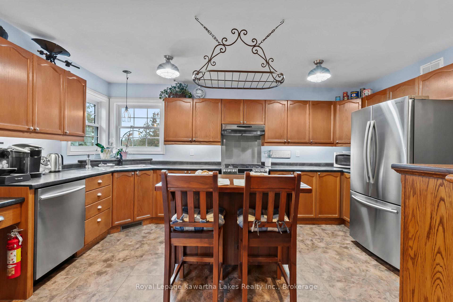 Photo 8 of 95 Kenrei Road, Kawartha Lakes, Fenelon — HOMEH