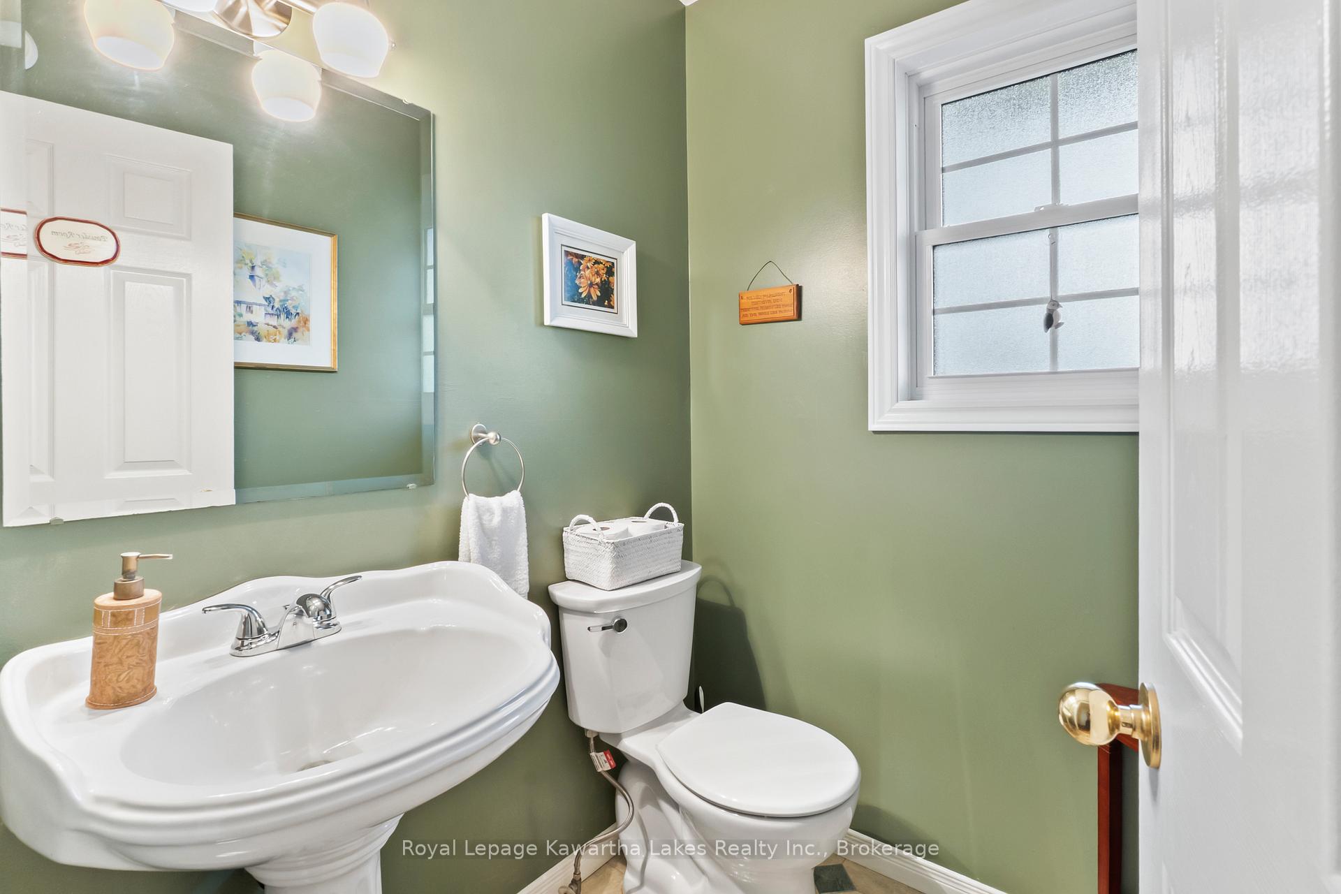 Photo 12 of 95 Kenrei Road, Kawartha Lakes, Fenelon — HOMEH