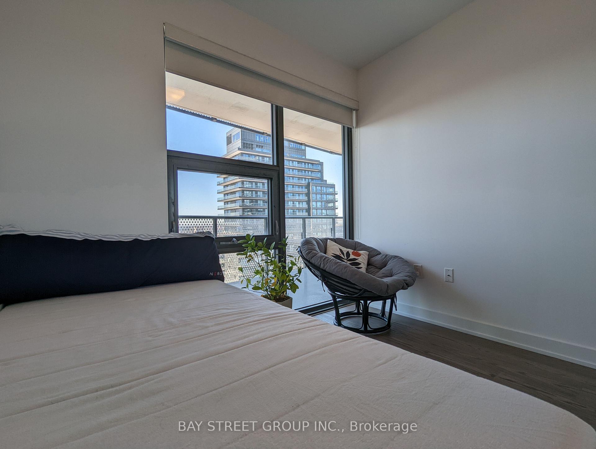 Photo 13 of Unit 3308, 11 Wellesley St W Avenue, Toronto, Bay Street Corridor — HOMEH