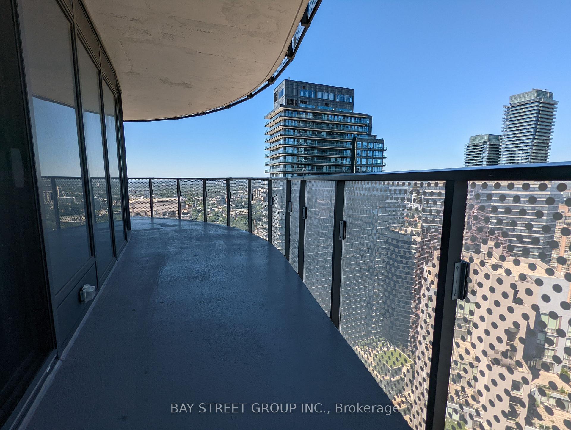 Photo 18 of Unit 3308, 11 Wellesley St W Avenue, Toronto, Bay Street Corridor — HOMEH