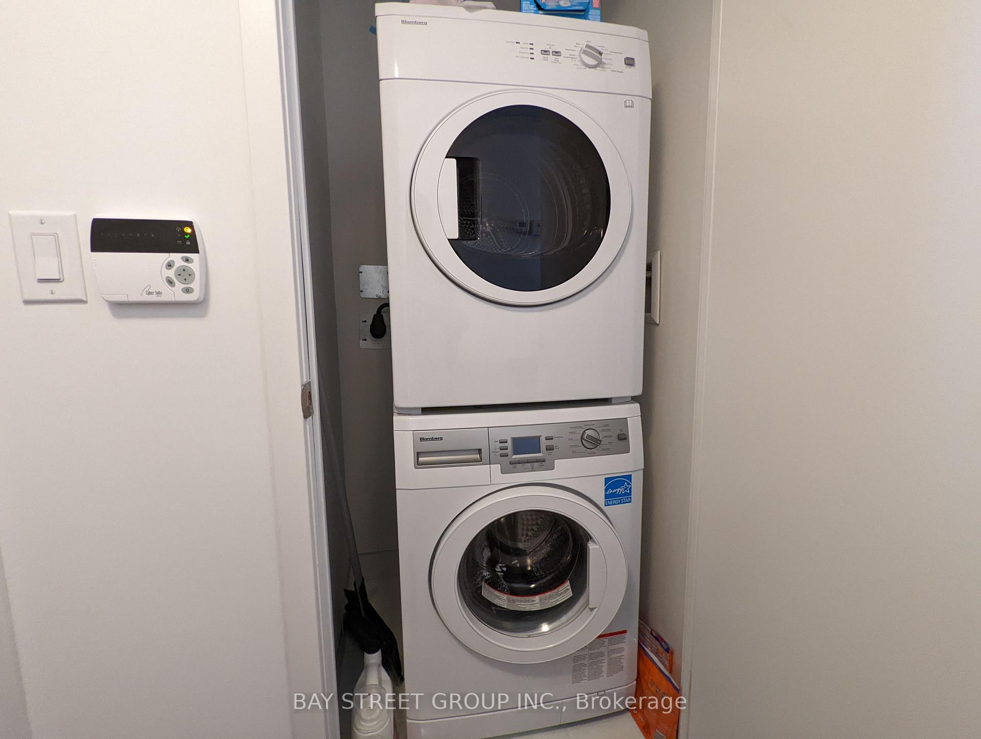 Photo 26 of Unit 3308, 11 Wellesley St W Avenue, Toronto, Bay Street Corridor — HOMEH