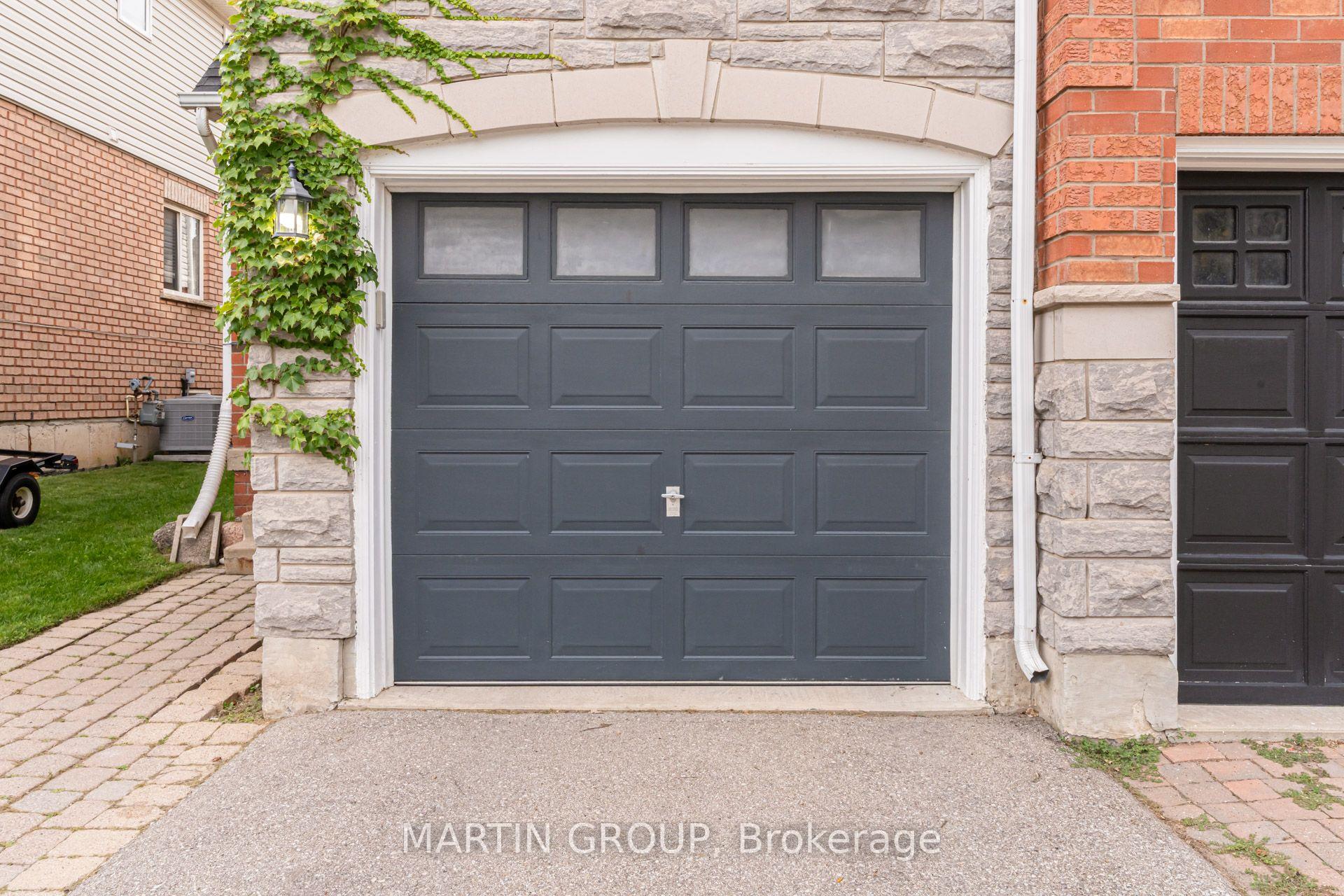 Photo 8 of 33 Slater Court, Hamilton, Waterdown — HOMEH