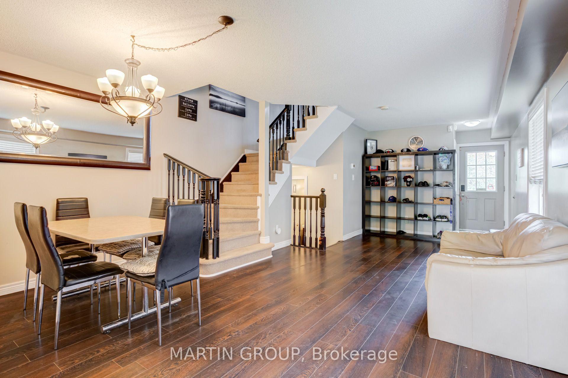 Photo 13 of 33 Slater Court, Hamilton, Waterdown — HOMEH