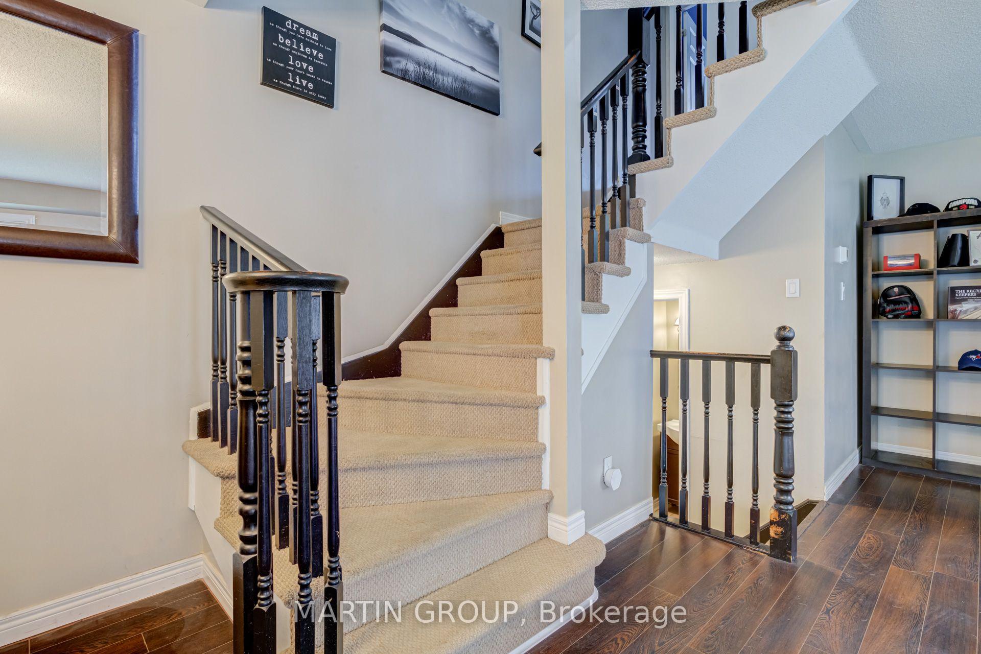 Photo 21 of 33 Slater Court, Hamilton, Waterdown — HOMEH