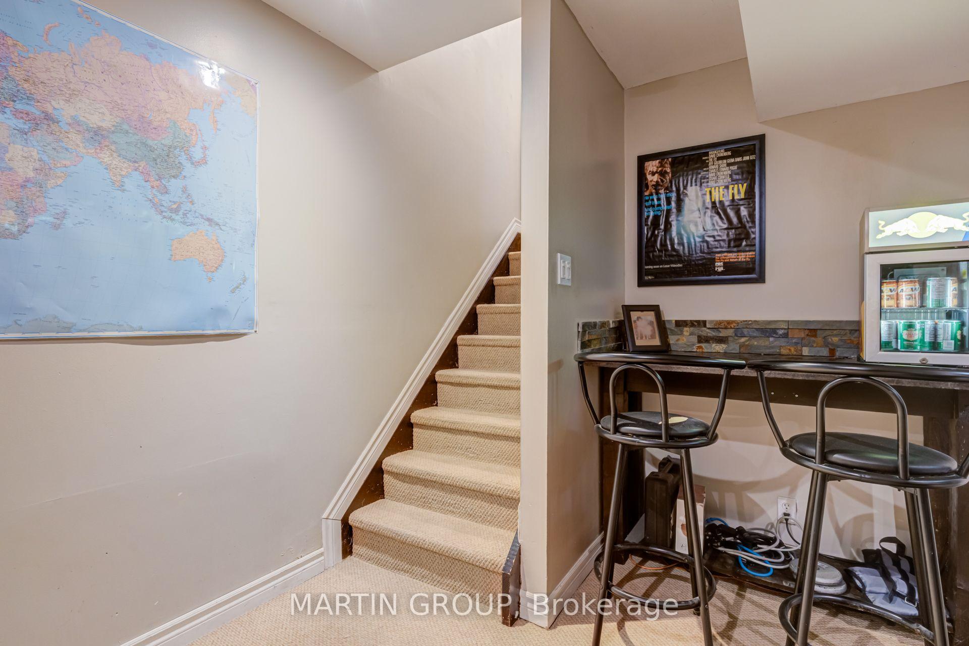 Photo 41 of 33 Slater Court, Hamilton, Waterdown — HOMEH