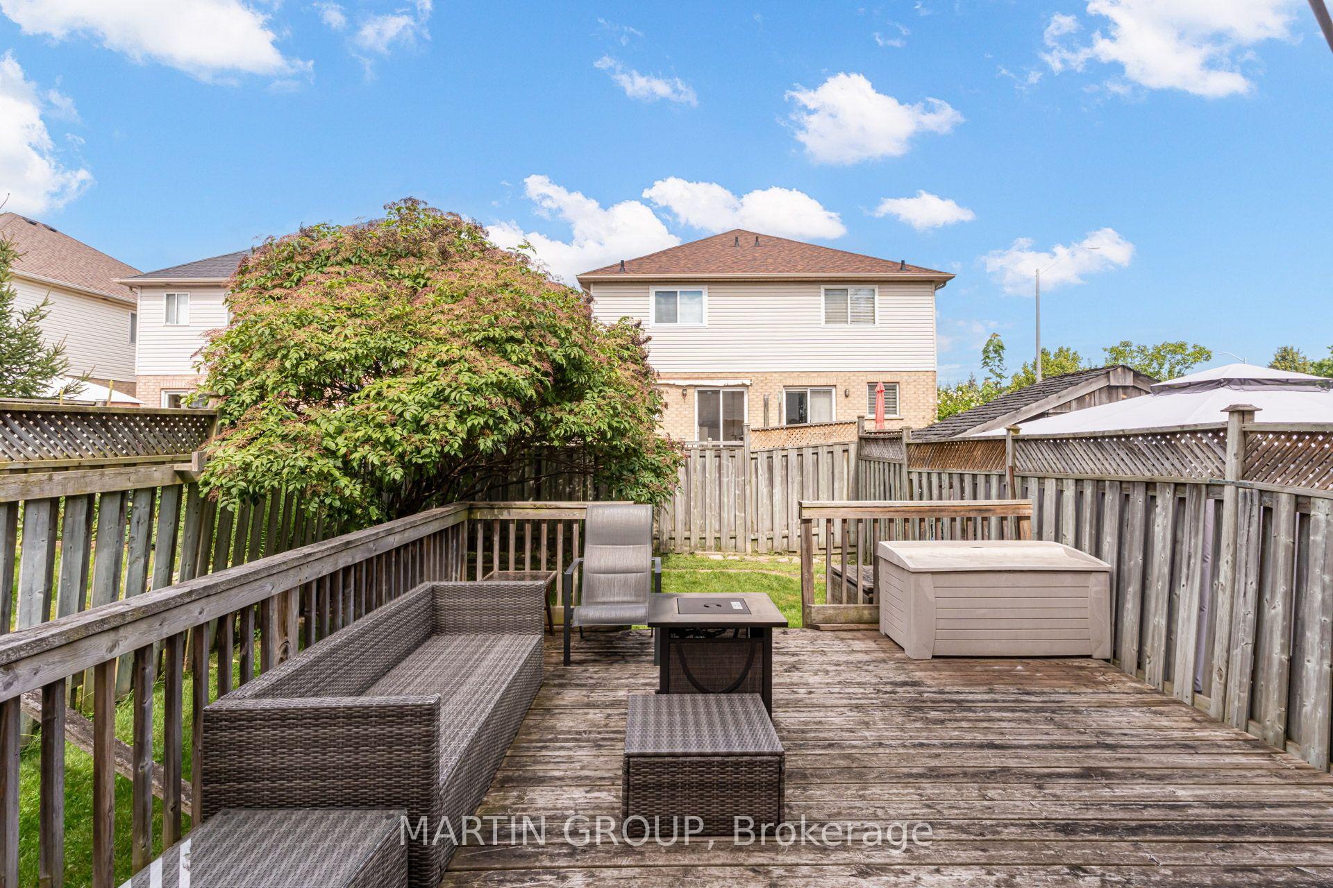 Photo 45 of 33 Slater Court, Hamilton, Waterdown — HOMEH