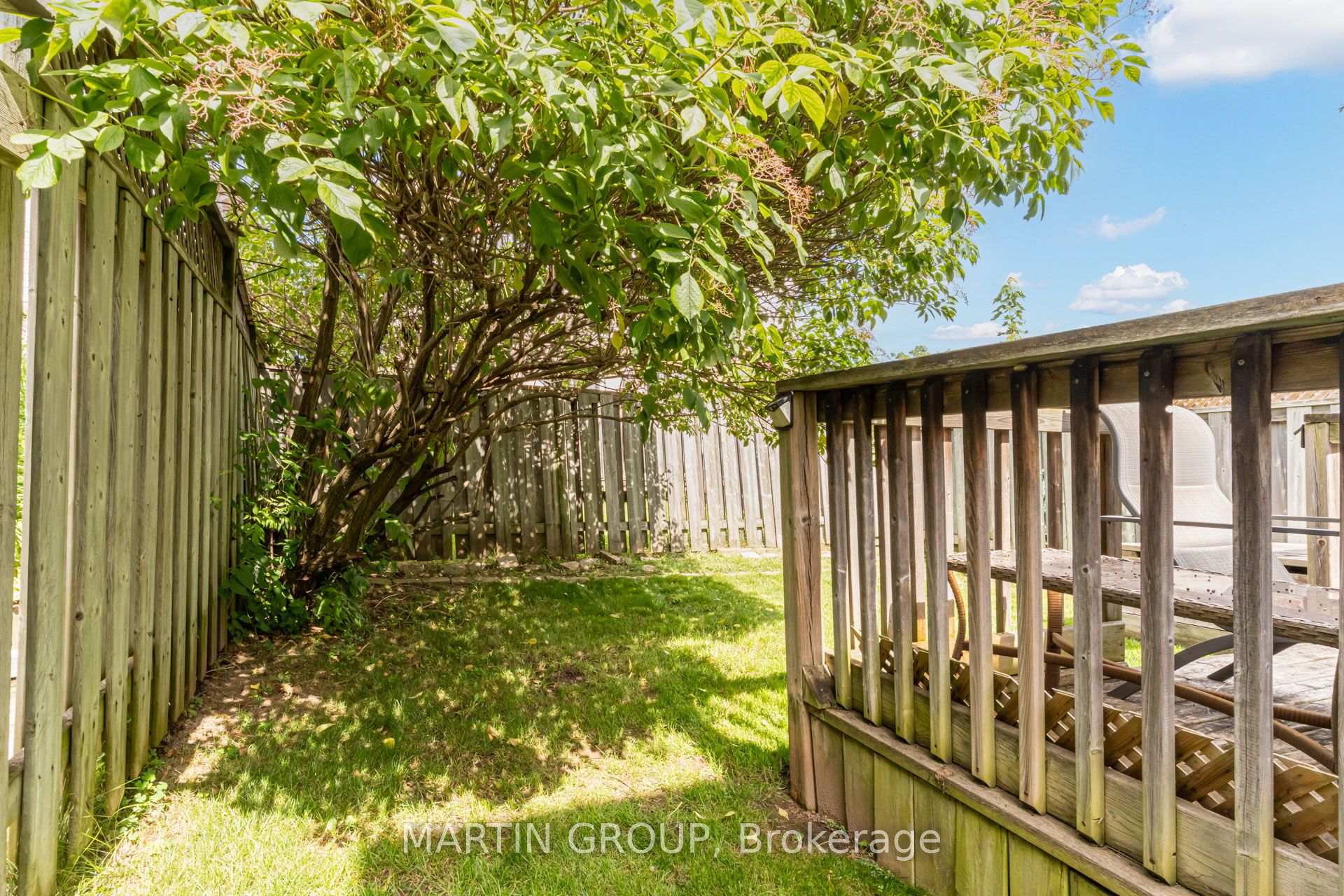 Photo 51 of 33 Slater Court, Hamilton, Waterdown — HOMEH