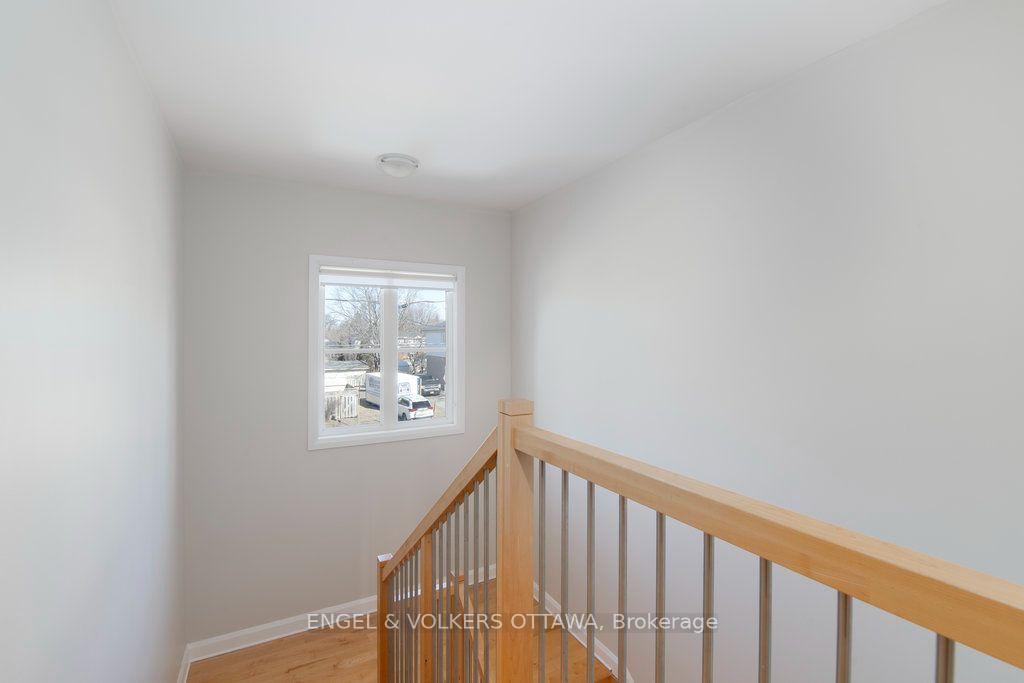 Photo 16 of 1288A Kilborn Avenue, Ottawa, Alta Vista — HOMEH