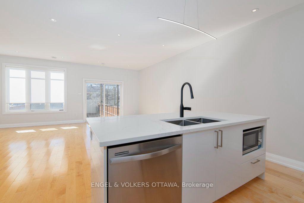 Photo 13 of 1288A Kilborn Avenue, Ottawa, Alta Vista — HOMEH