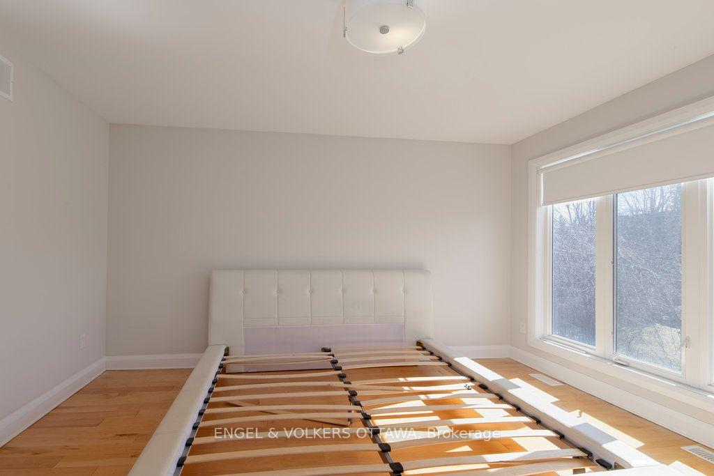 Photo 20 of 1288A Kilborn Avenue, Ottawa, Alta Vista — HOMEH