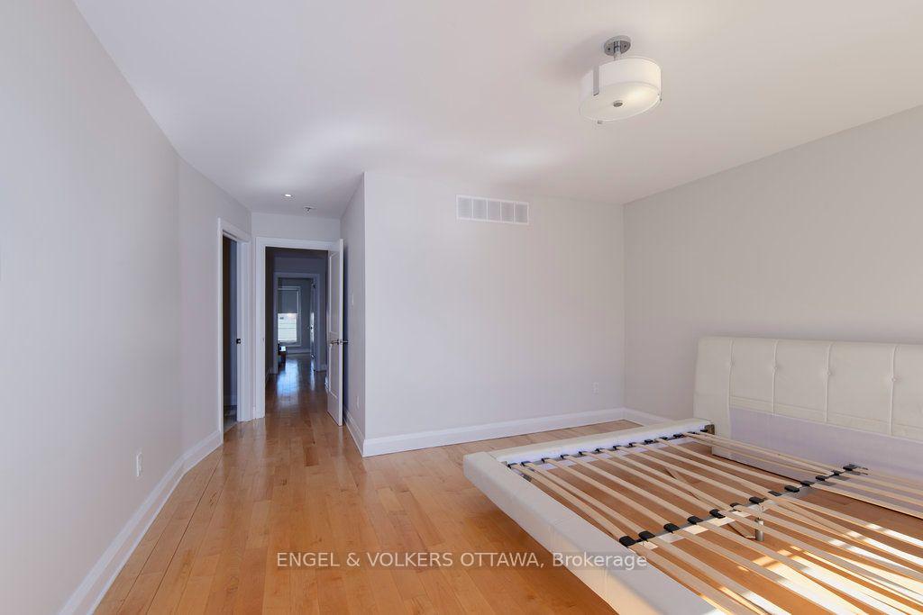 Photo 21 of 1288A Kilborn Avenue, Ottawa, Alta Vista — HOMEH