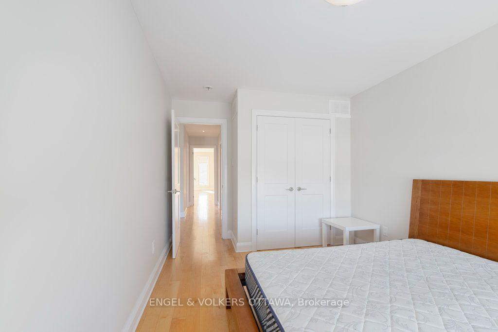 Photo 25 of 1288A Kilborn Avenue, Ottawa, Alta Vista — HOMEH