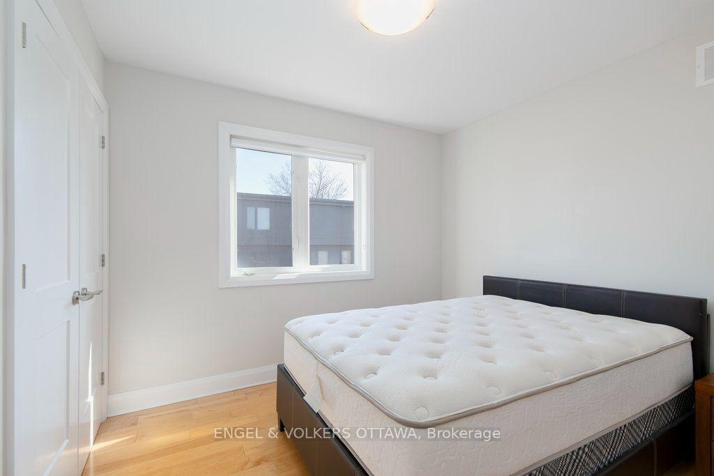Photo 27 of 1288A Kilborn Avenue, Ottawa, Alta Vista — HOMEH