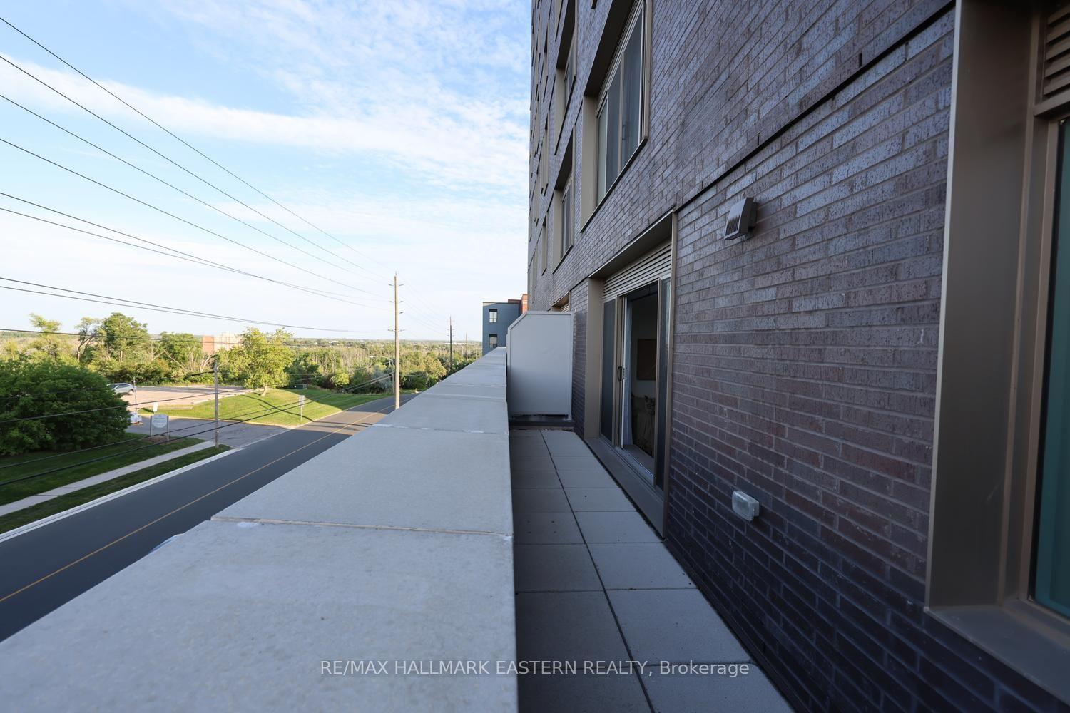 Photo 12 of Unit 308, 195 Hunter Street E, Peterborough, Ashburnham Ward 4 — HOMEH