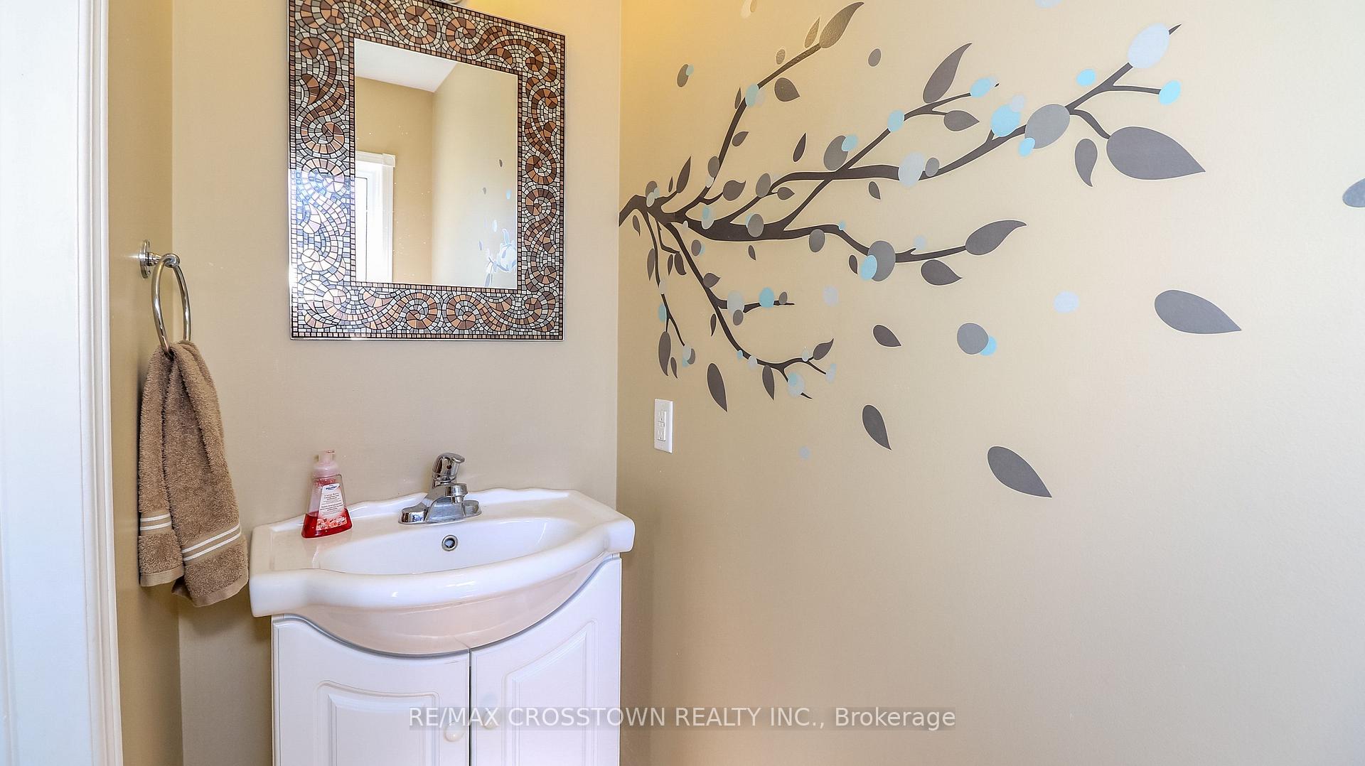 Photo 14 of 67 Donald Crescent, Wasaga Beach — HOMEH
