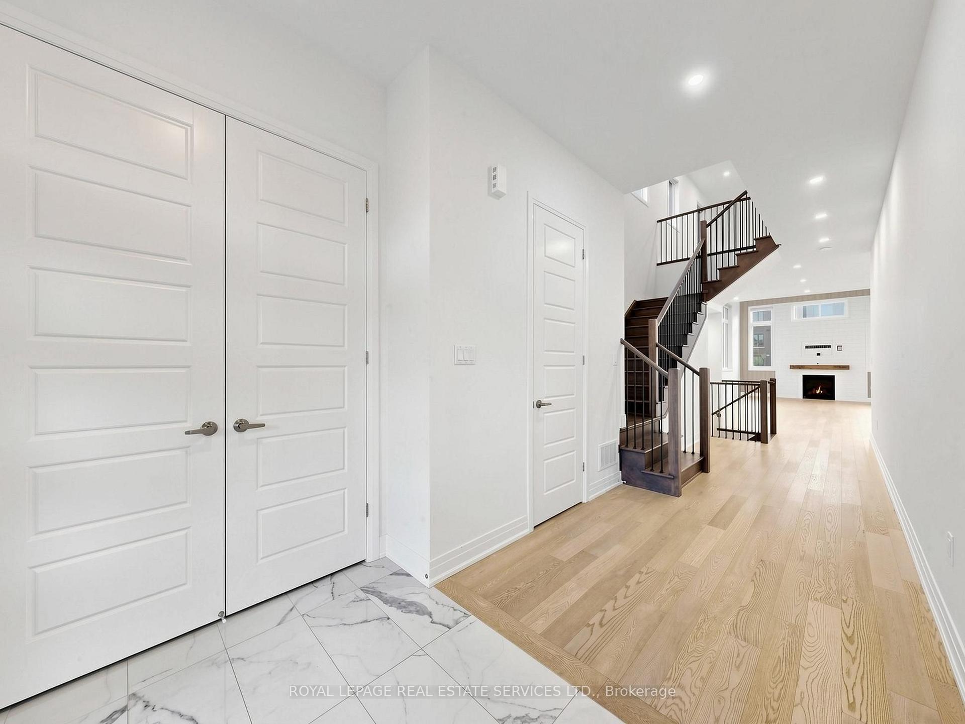 Photo 6 of 1340 Aymond Crescent, Oakville, Joshua Meadows — HOMEH