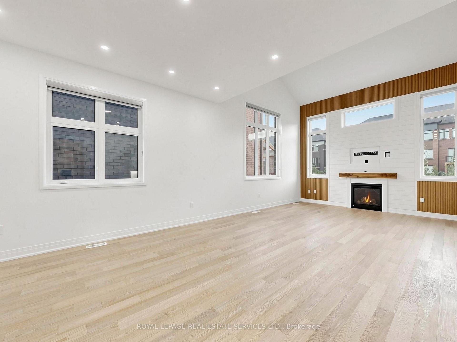 Photo 10 of 1340 Aymond Crescent, Oakville, Joshua Meadows — HOMEH