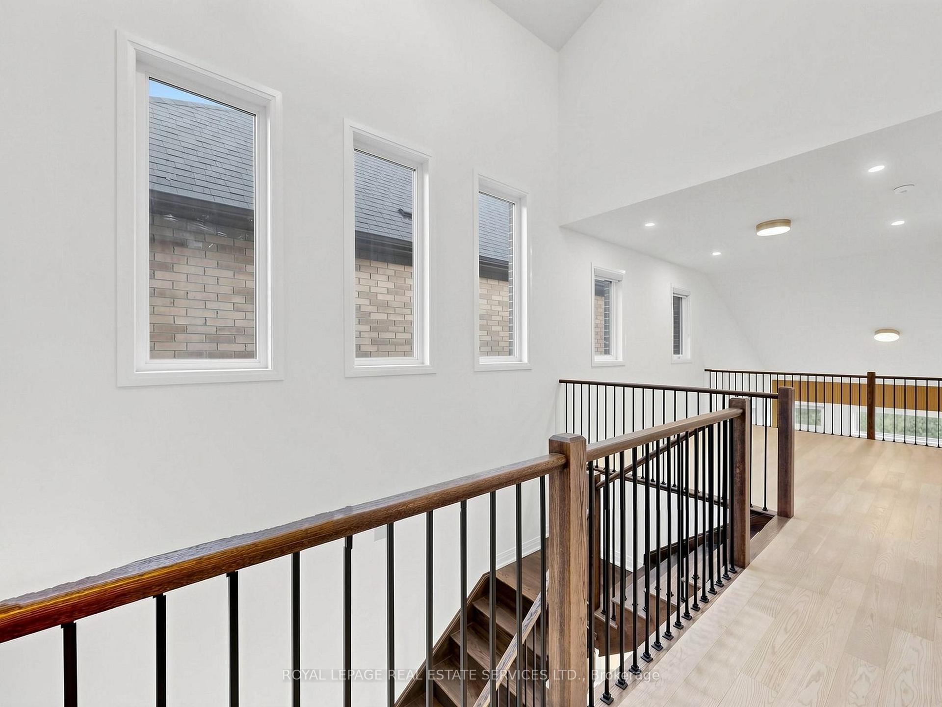 Photo 23 of 1340 Aymond Crescent, Oakville, Joshua Meadows — HOMEH