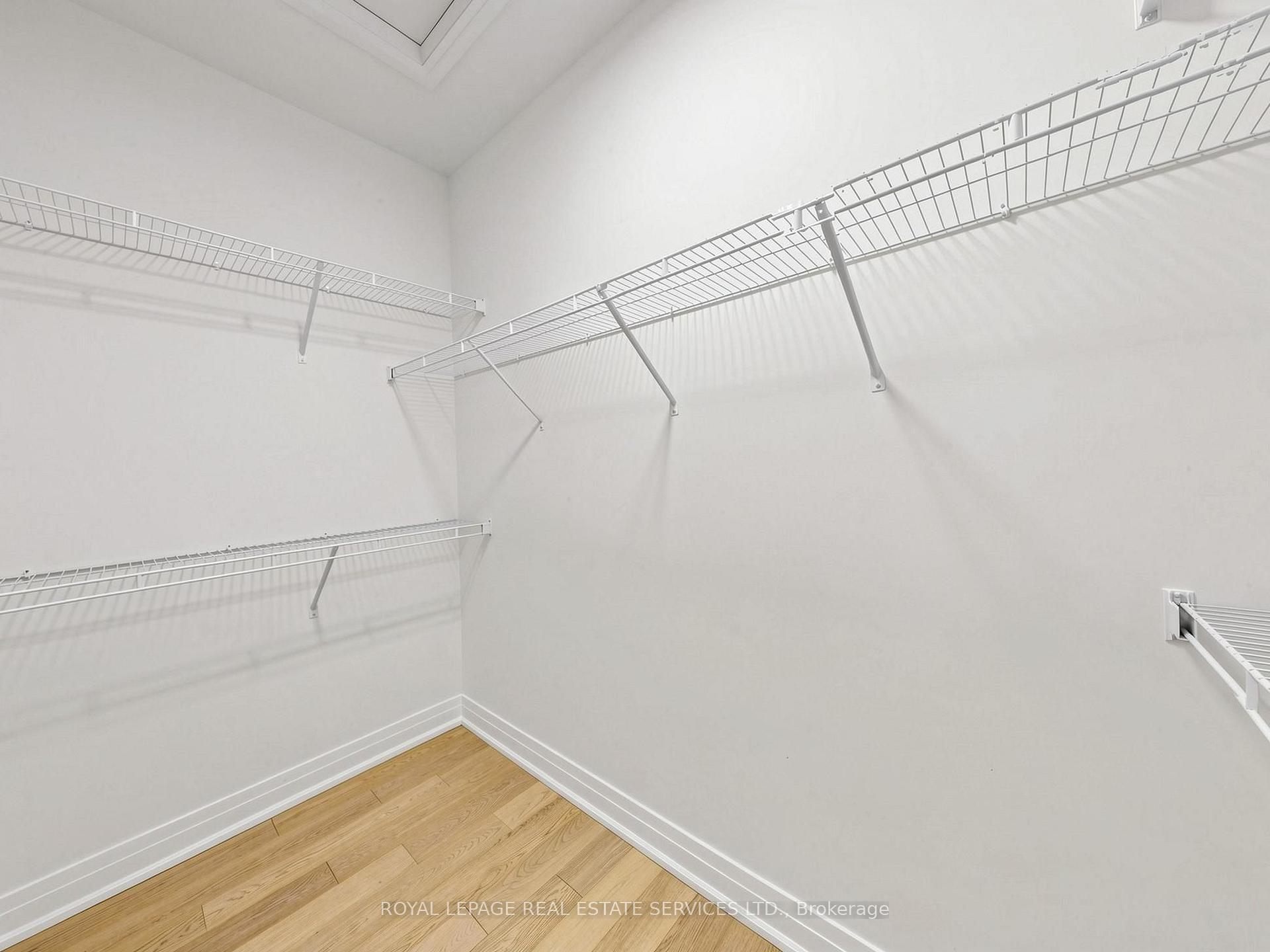 Photo 27 of 1340 Aymond Crescent, Oakville, Joshua Meadows — HOMEH