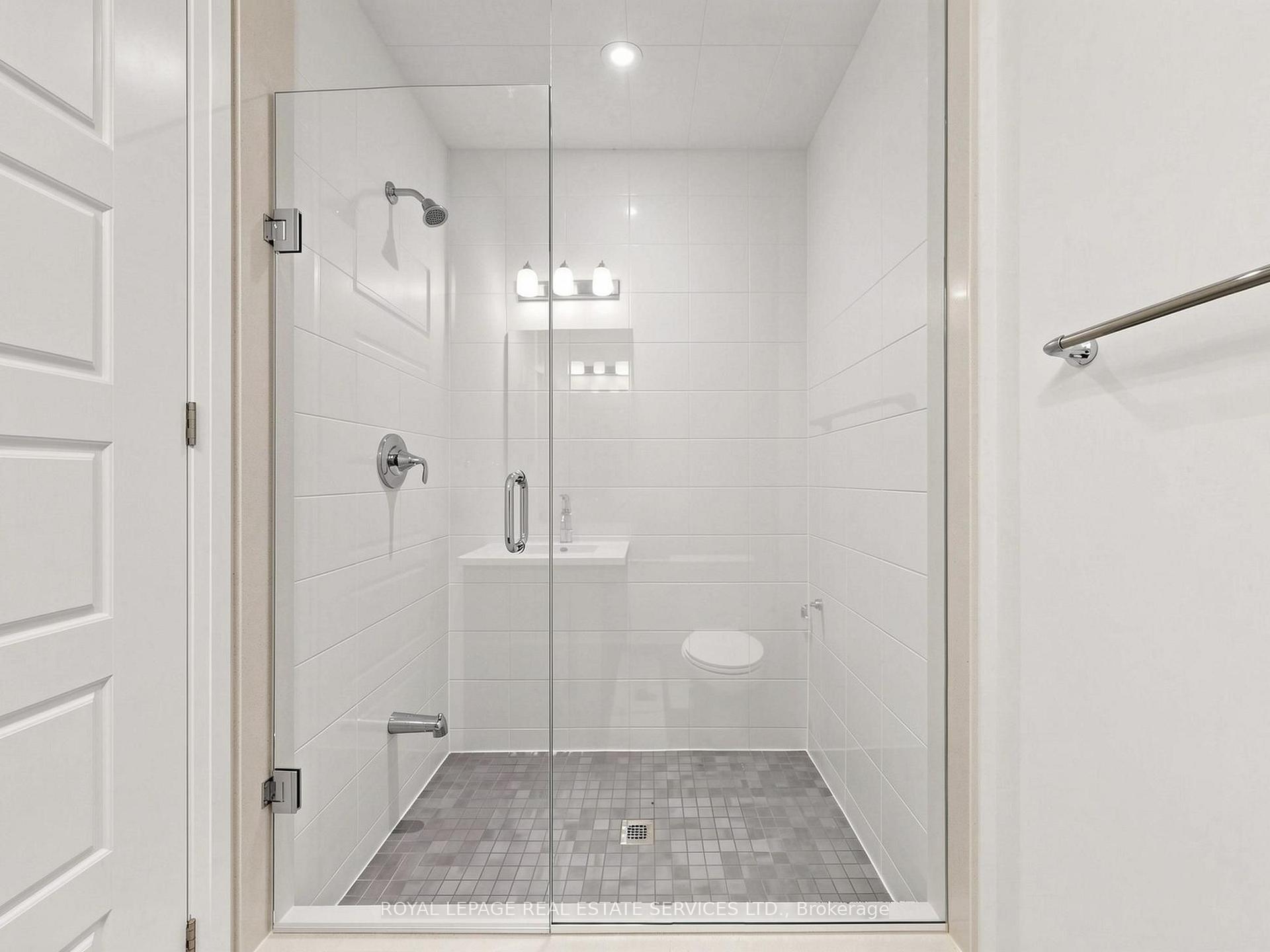 Photo 32 of 1340 Aymond Crescent, Oakville, Joshua Meadows — HOMEH