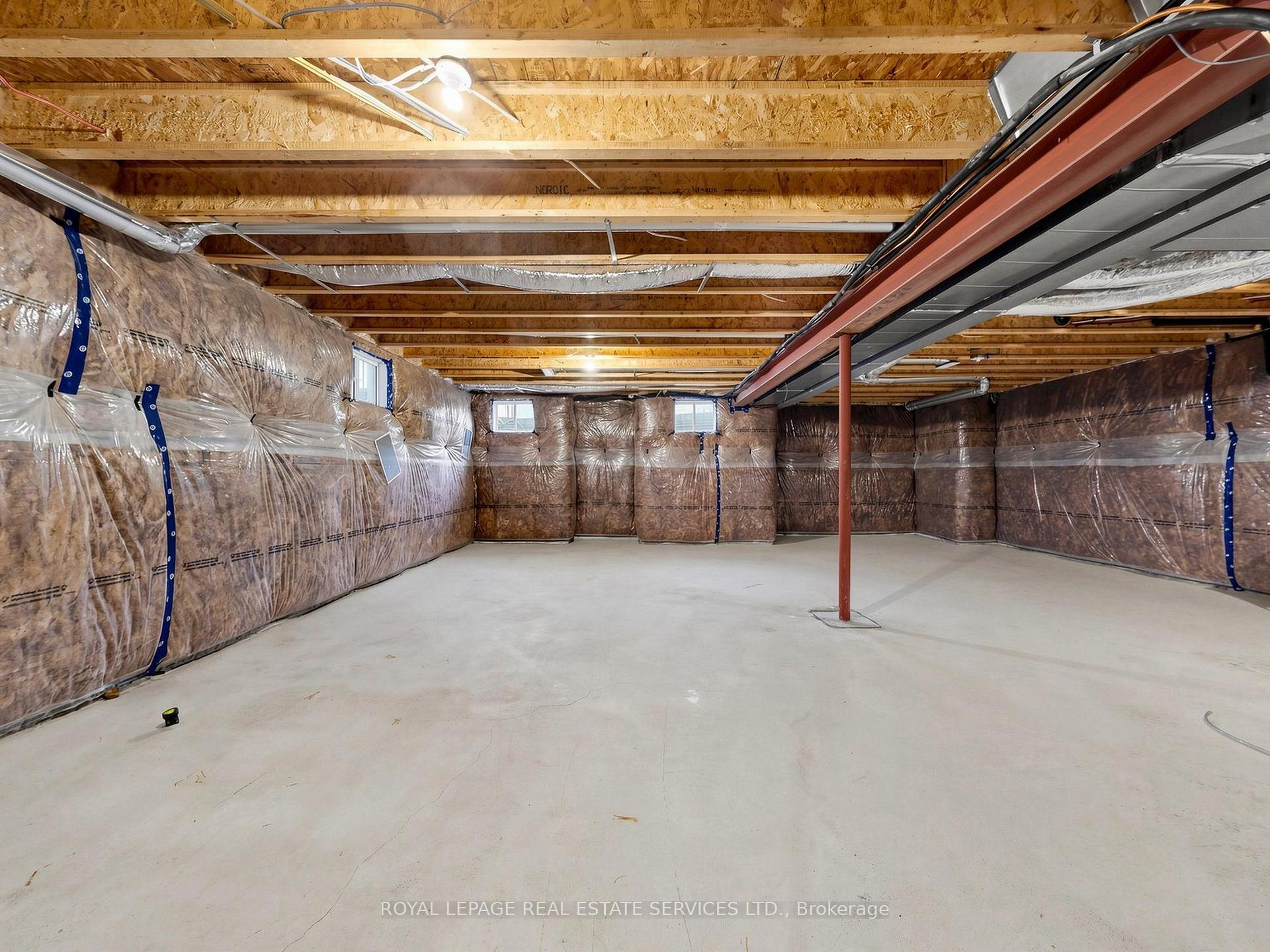 Photo 40 of 1340 Aymond Crescent, Oakville, Joshua Meadows — HOMEH