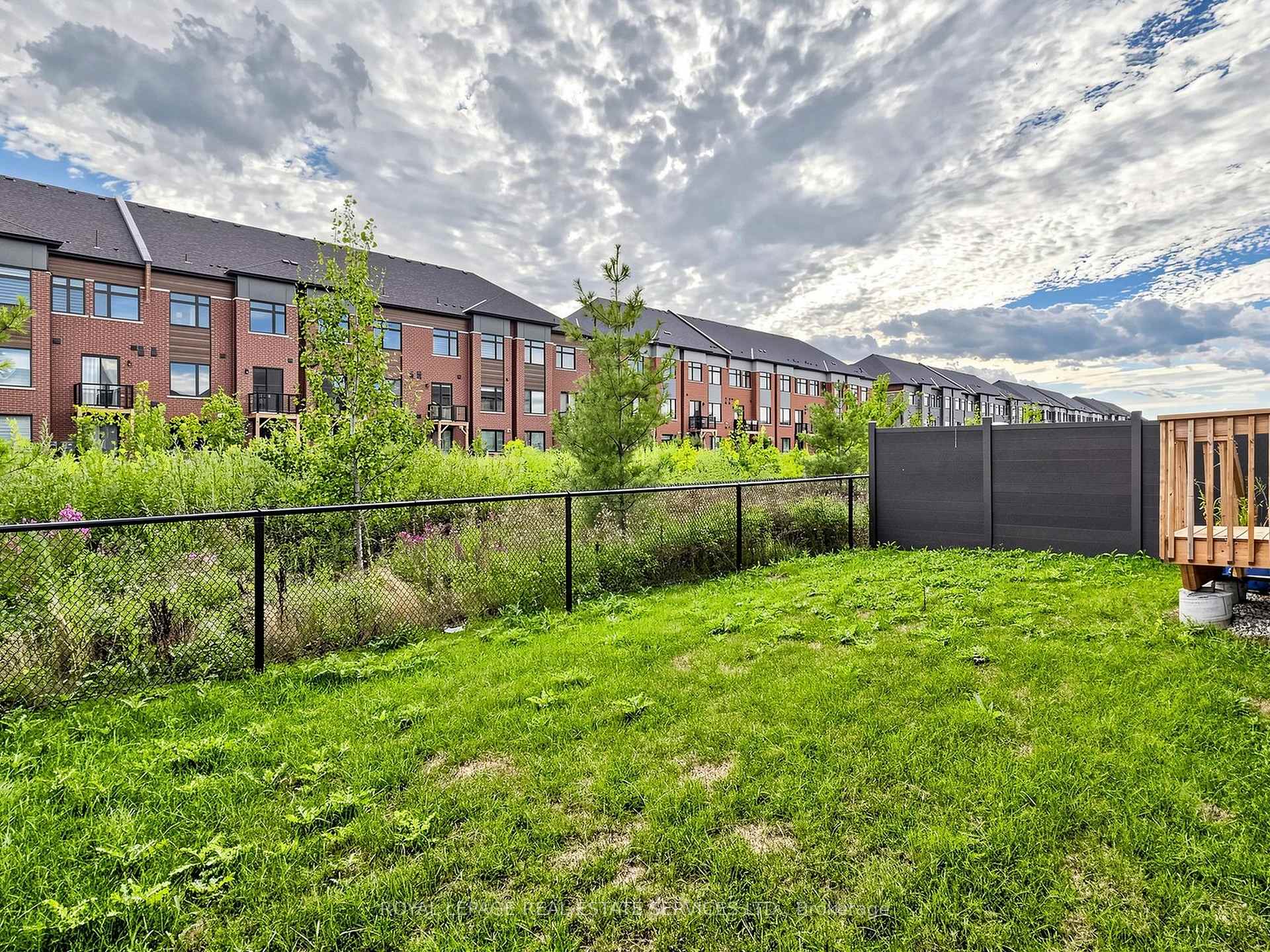 Photo 45 of 1340 Aymond Crescent, Oakville, Joshua Meadows — HOMEH