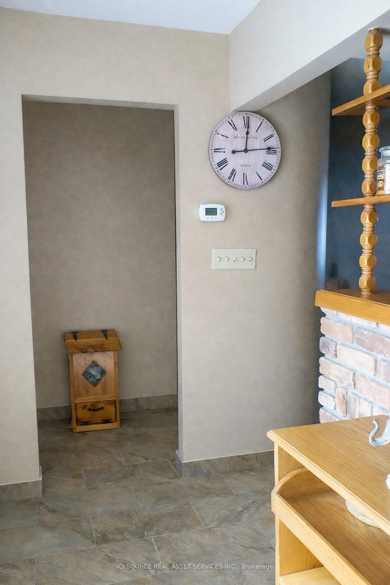 Photo 18 of 6774 Riverview Line, Chatham-Kent, Chatham — HOMEH