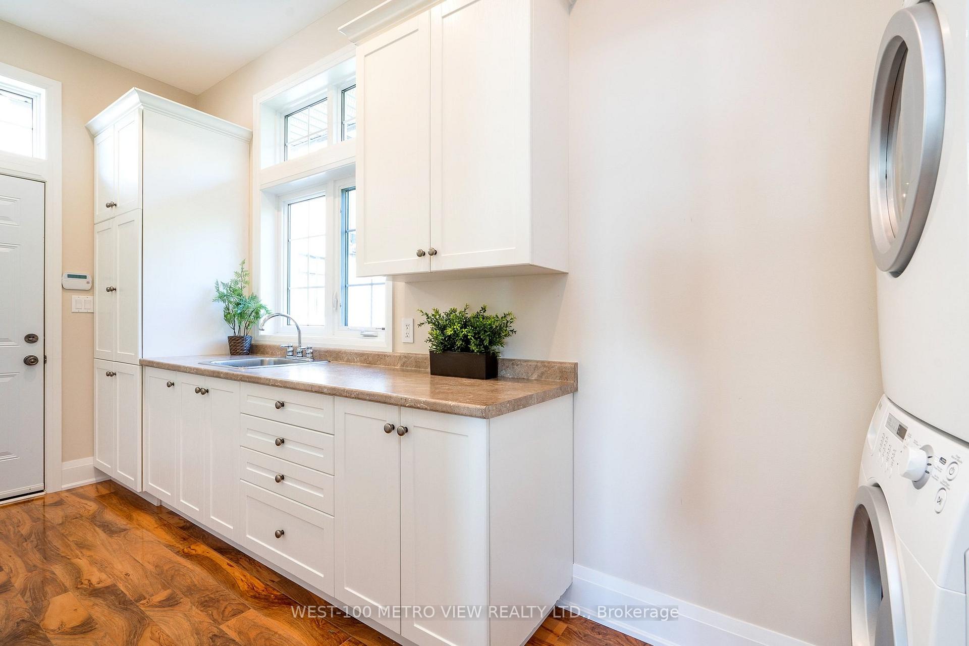 Photo 16 of 458 Silver Birch Drive, Tiny, Rural Tiny — HOMEH