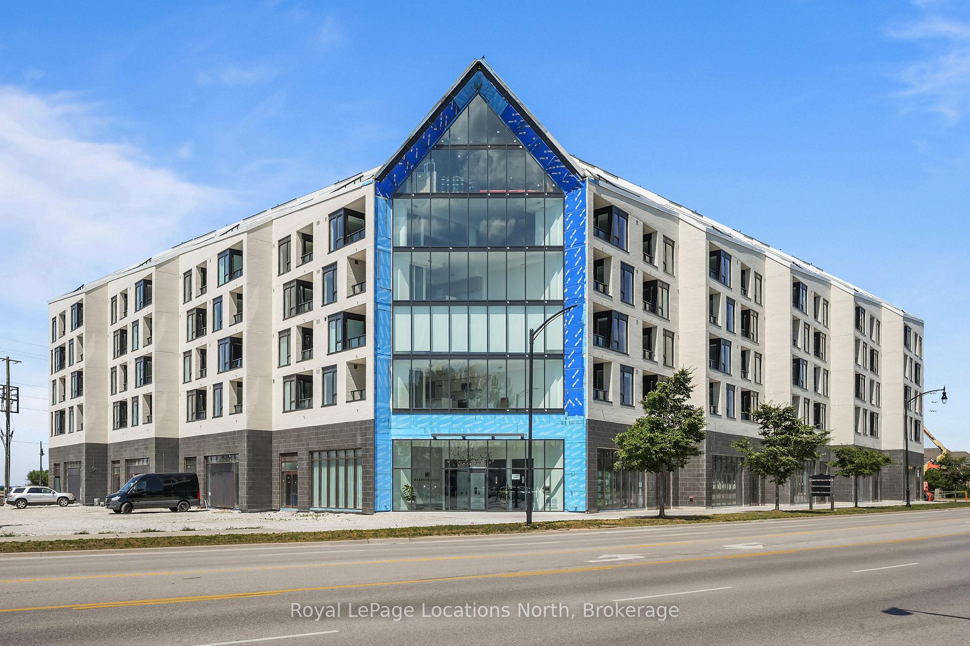 Photo 1 of 31 Huron, Unit 208 Street, Collingwood — HOMEH