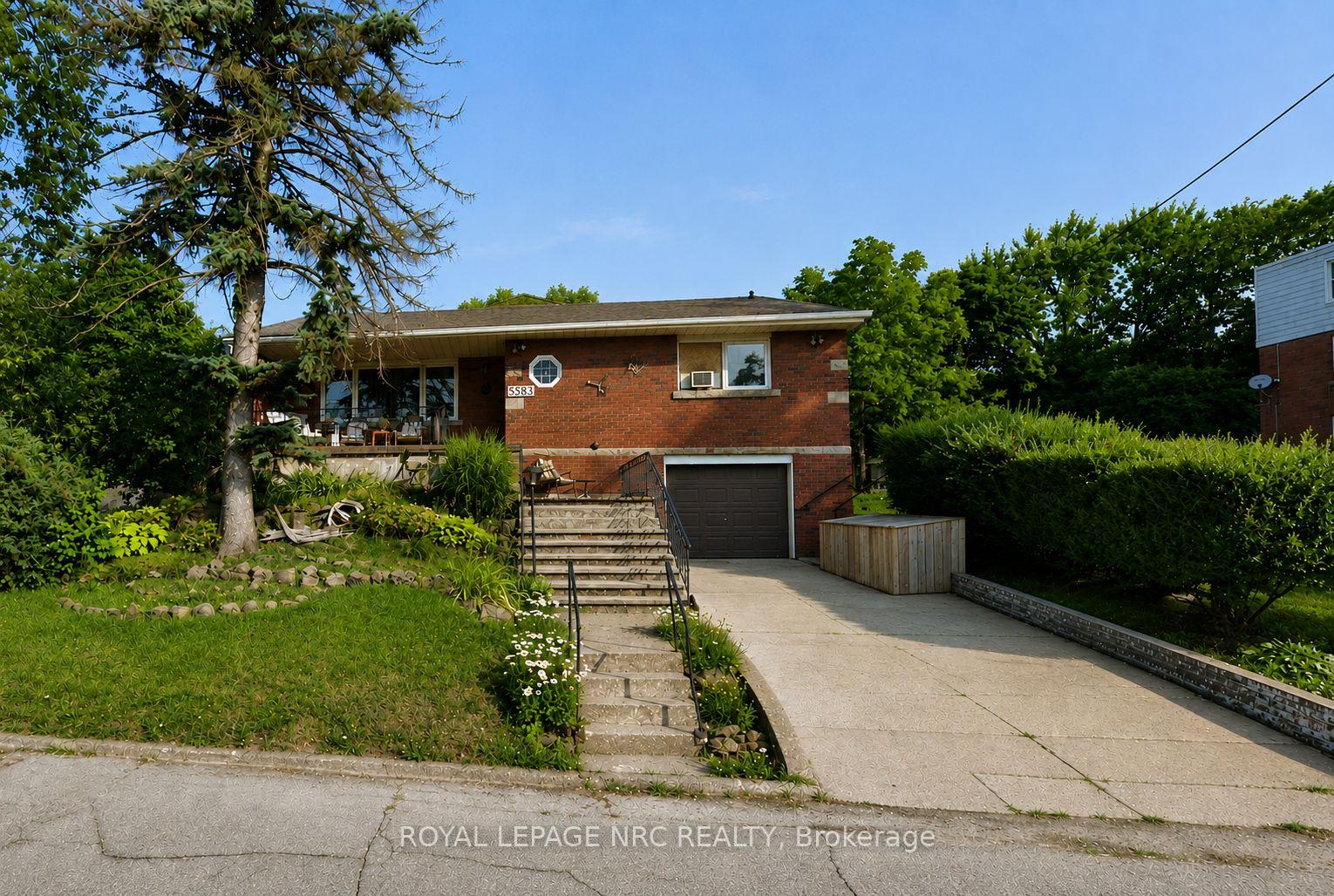 Front of Unit A, 5583 Ontario Avenue