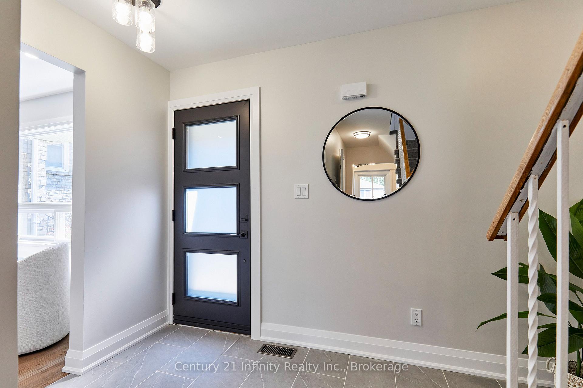 Photo 4 of 113 Daniels Crescent, Ajax, Central West — HOMEH