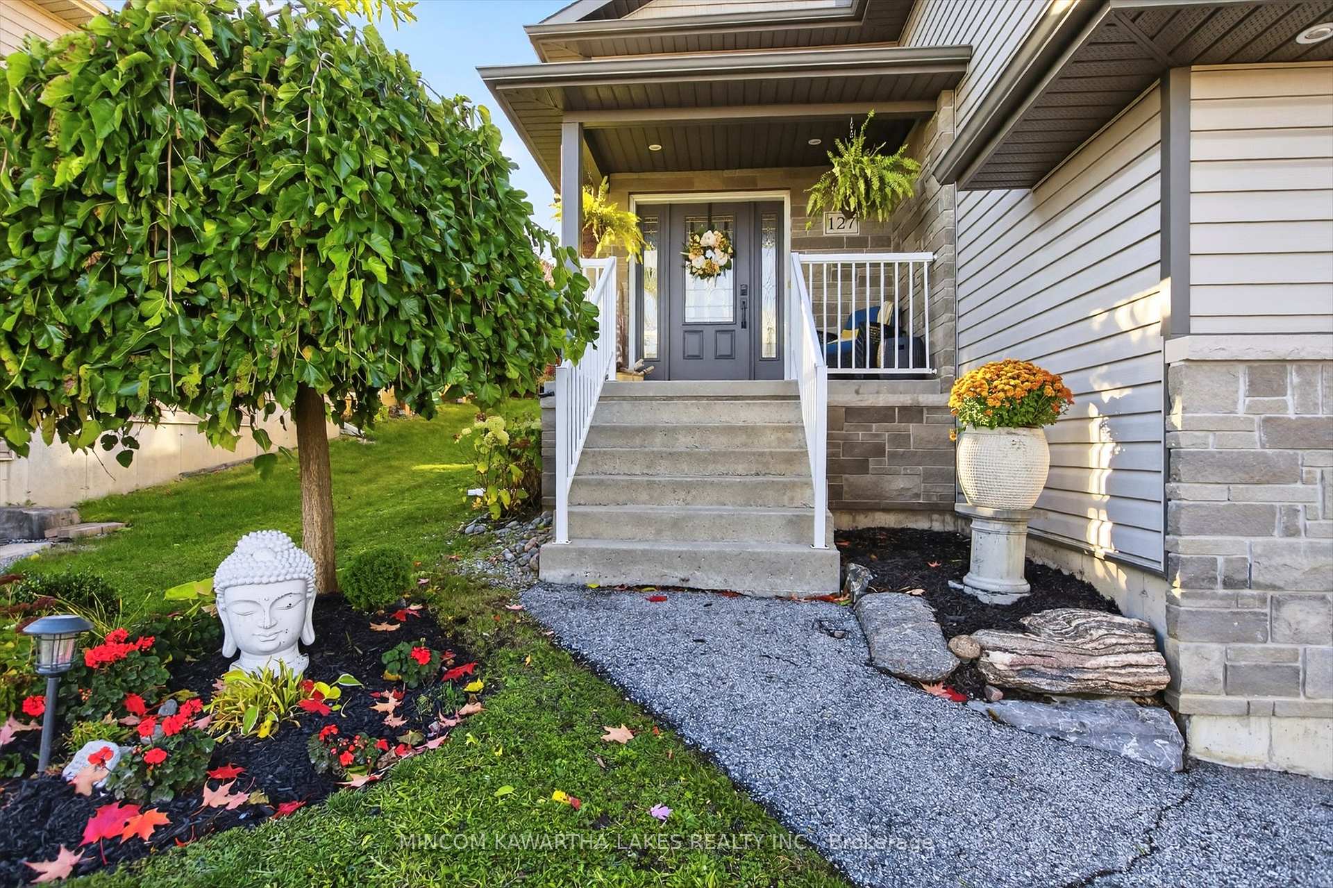 Photo 6 of 127 Milroy Drive, Peterborough, Northcrest Ward 5 — HOMEH