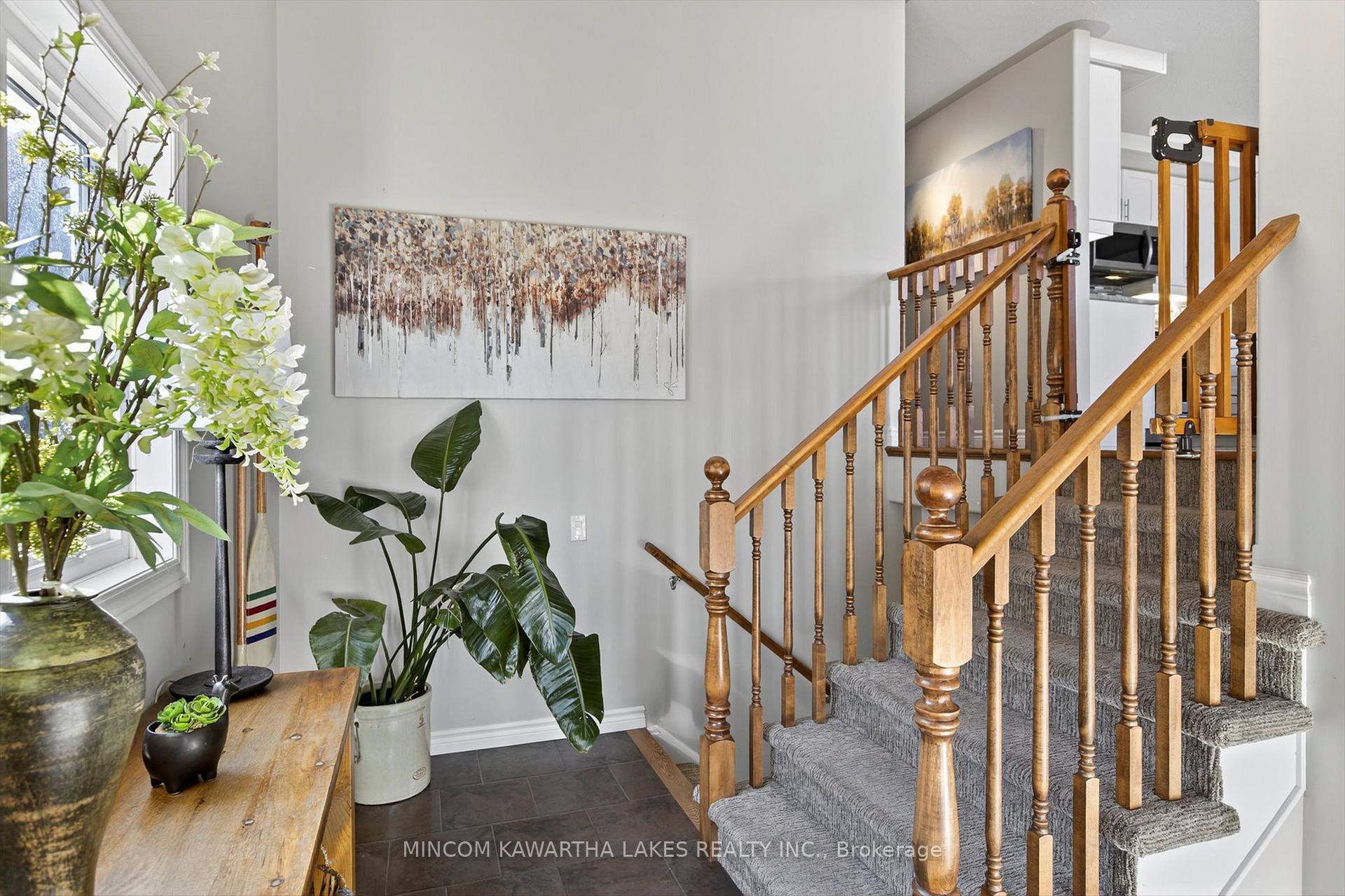 Photo 9 of 127 Milroy Drive, Peterborough, Northcrest Ward 5 — HOMEH