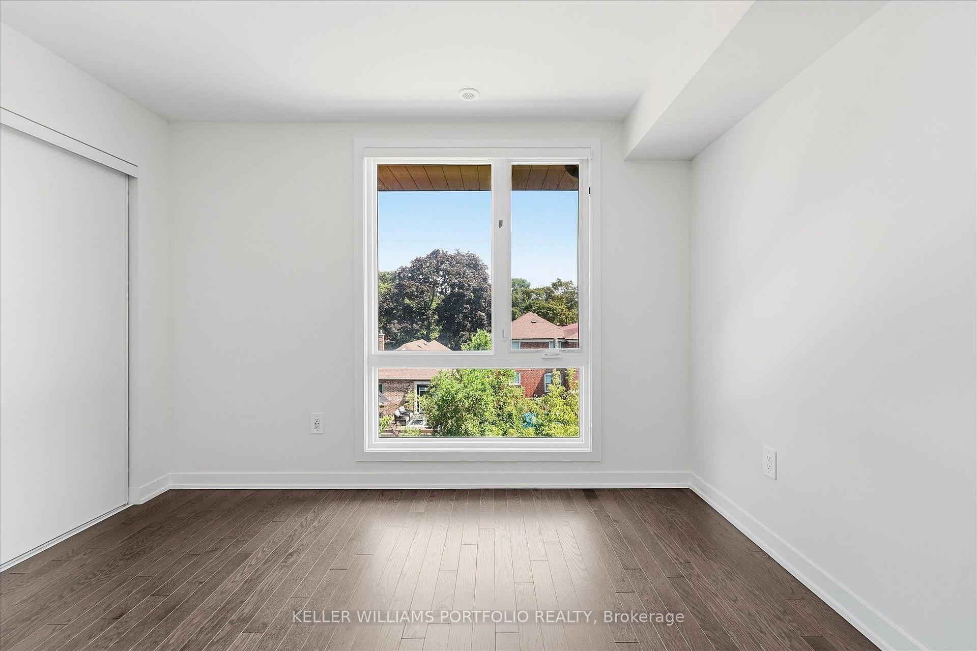 Photo 22 of 372 Lawrence Heights Way, Toronto, Bedford Park-Nortown — HOMEH