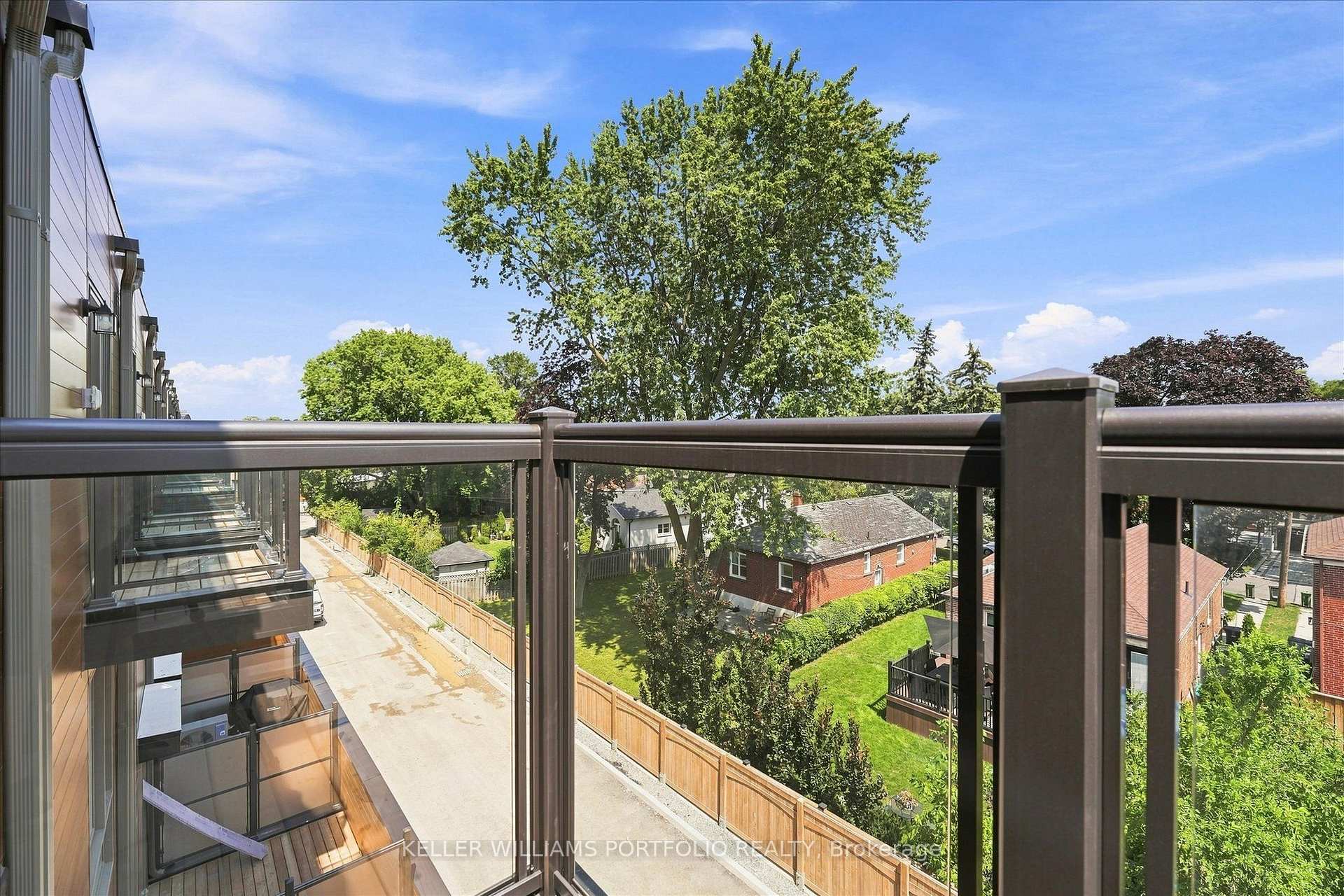 Photo 44 of 372 Lawrence Heights Way, Toronto, Bedford Park-Nortown — HOMEH