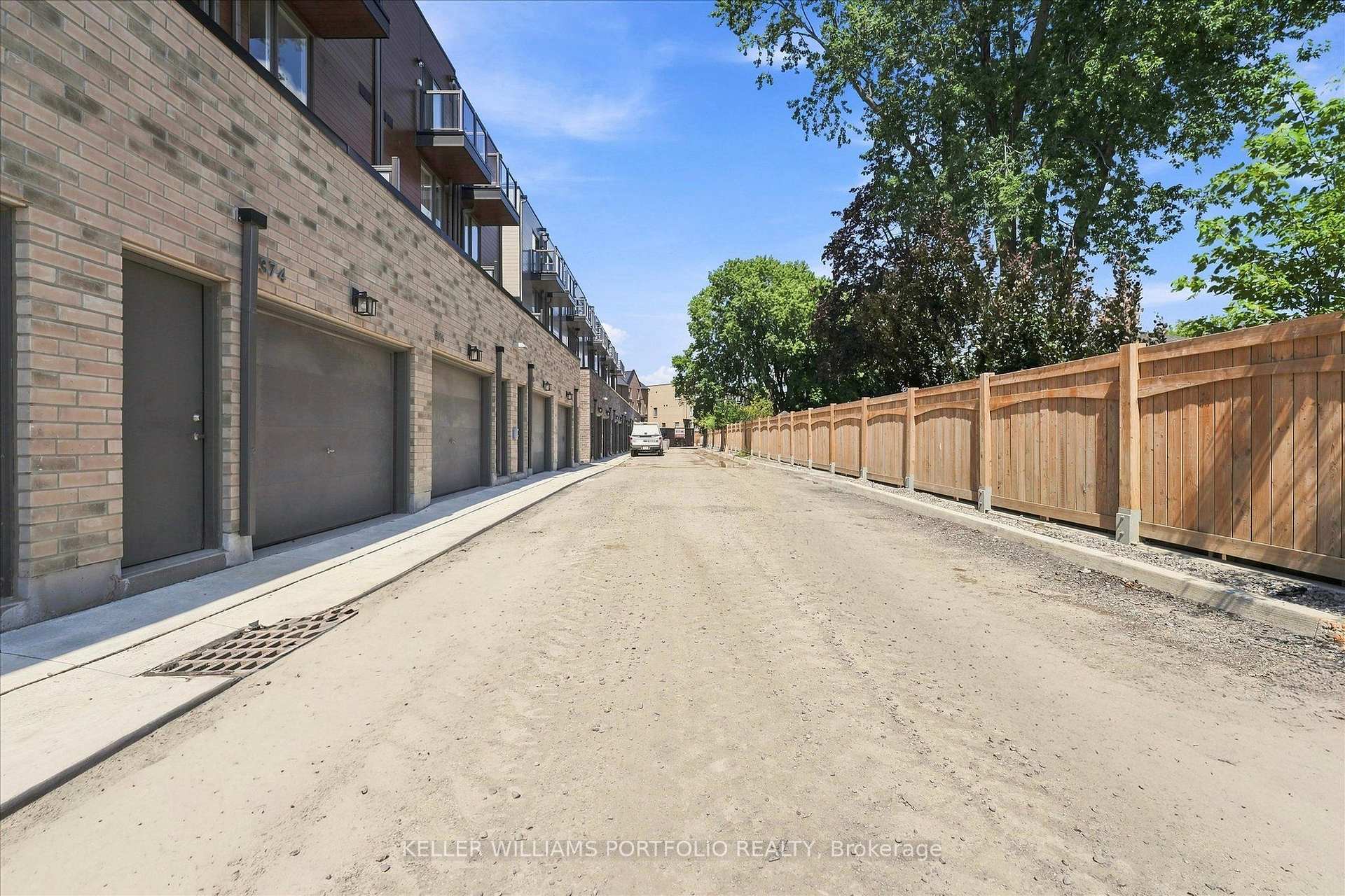 Photo 50 of 372 Lawrence Heights Way, Toronto, Bedford Park-Nortown — HOMEH
