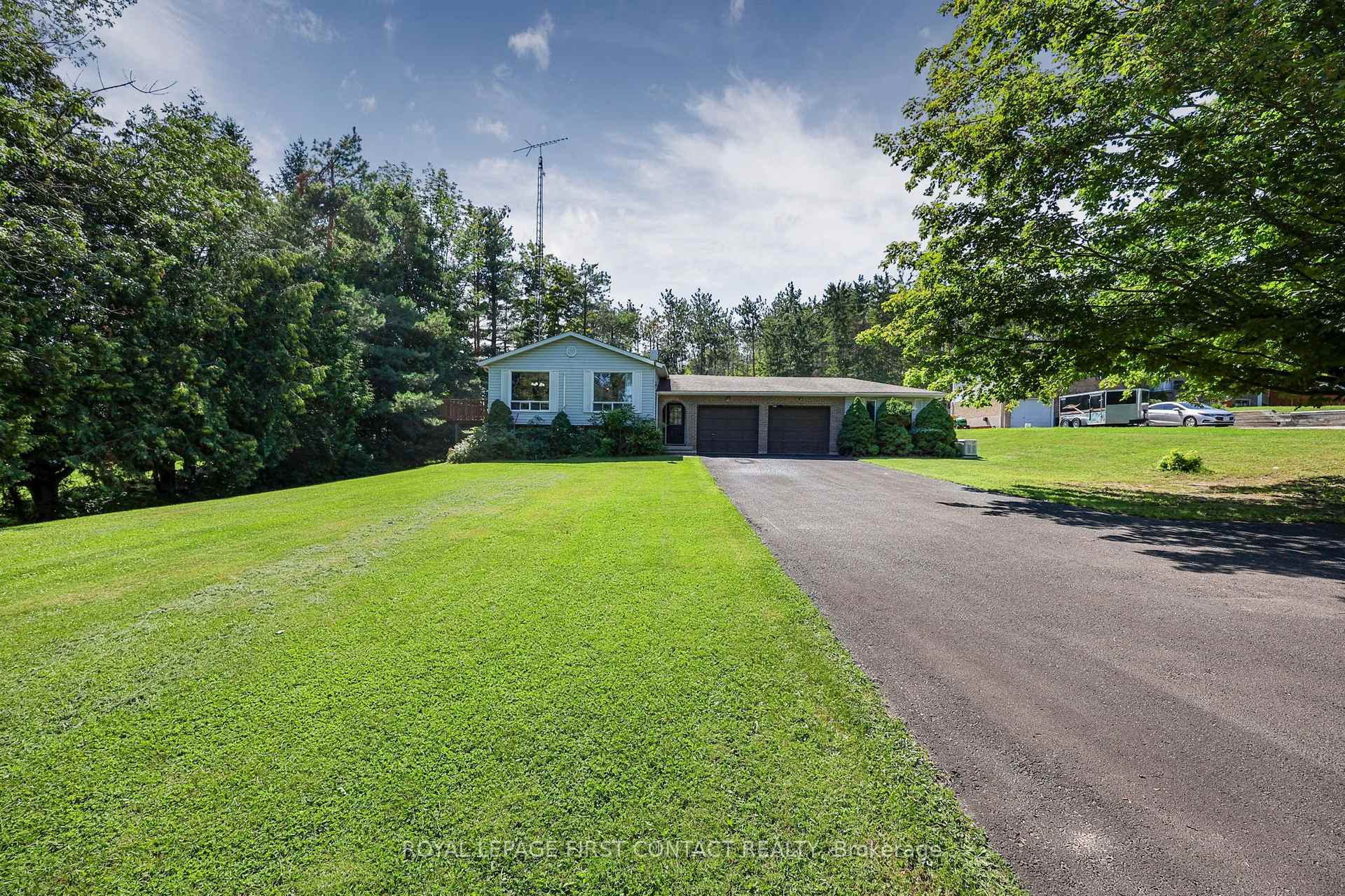Photo 2 of 4576 Line 5 N, Oro-Medonte, Rural Oro-Medonte — HOMEH