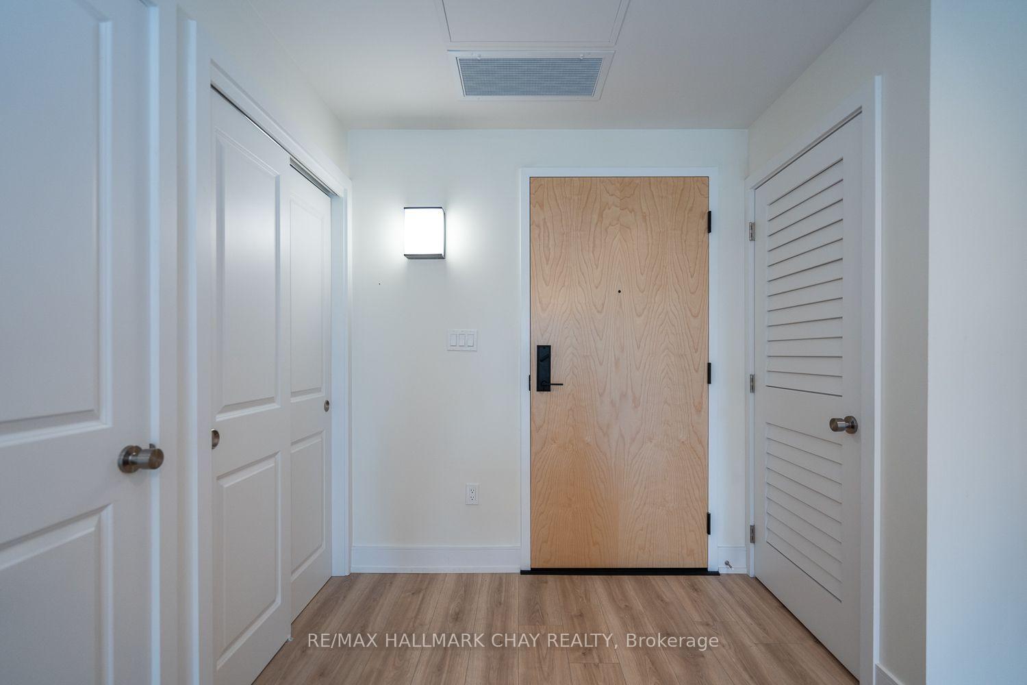Photo 9 of Unit 203, 121 Mary Street, Clearview, Creemore — HOMEH