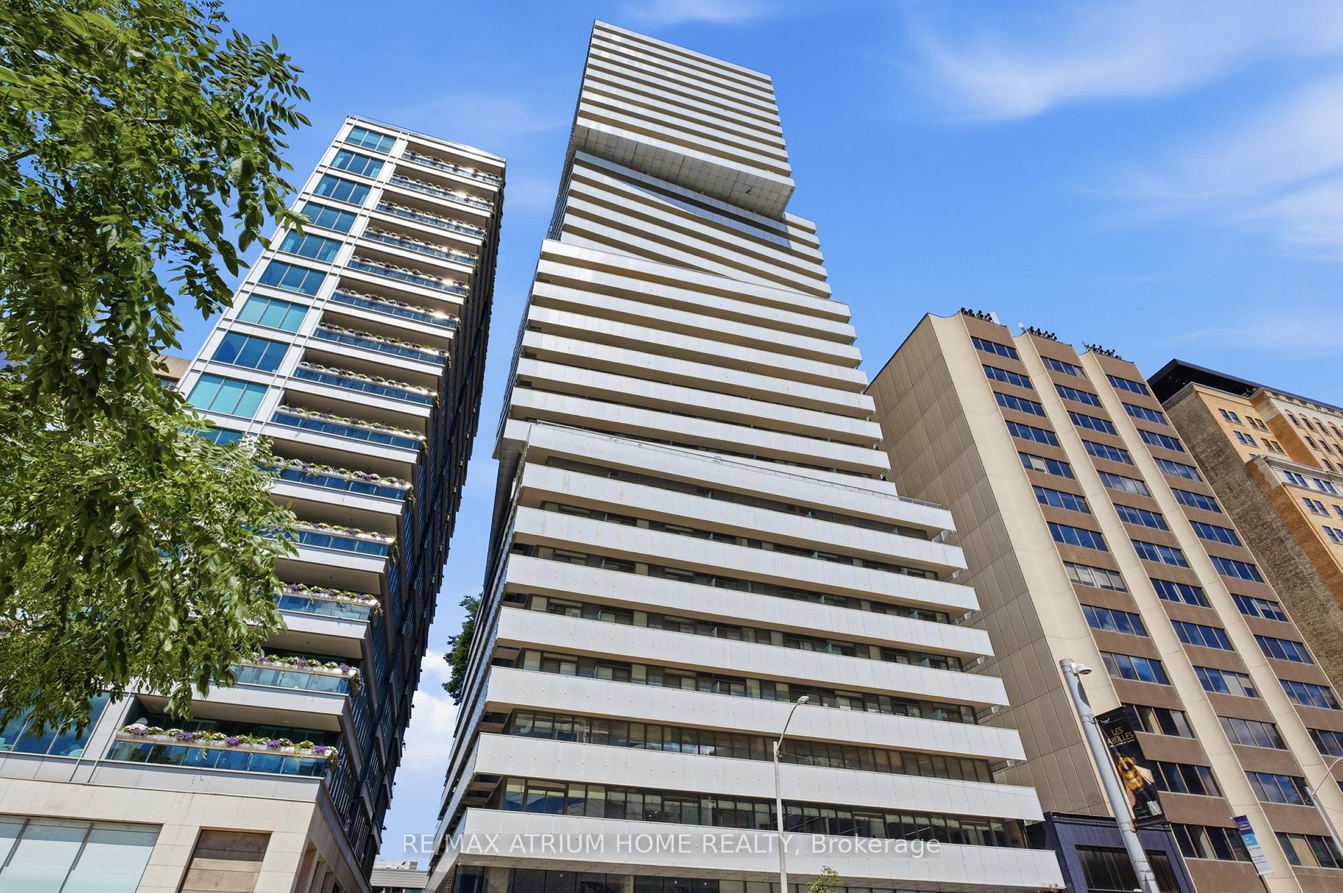 Photo 3 of Unit 3103, 200 Bloor Street W, Toronto, The Annex — HOMEH